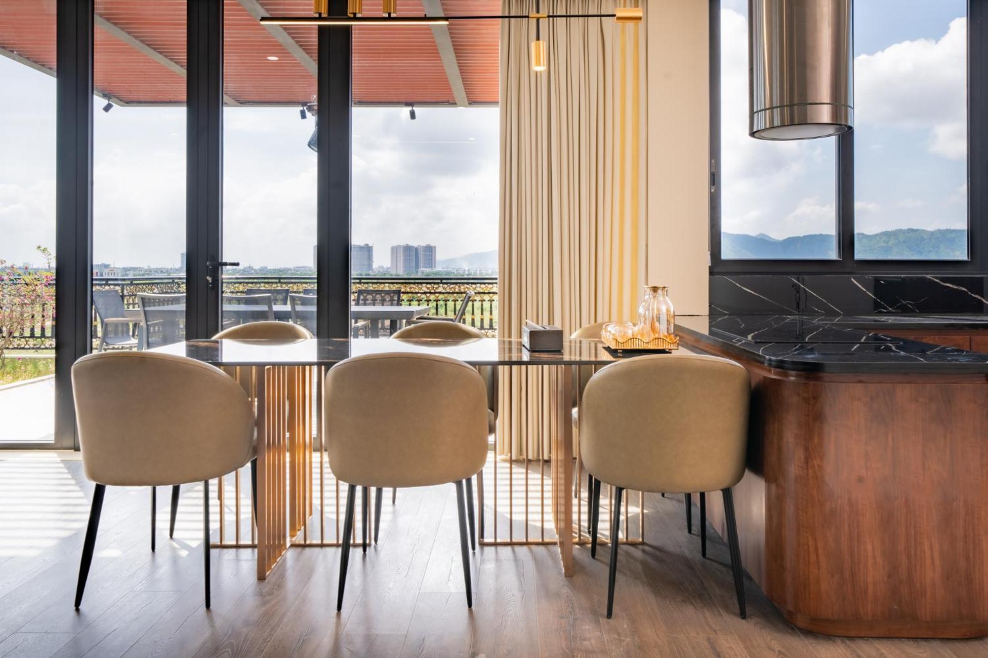 Hotel Cami Riverside 4*