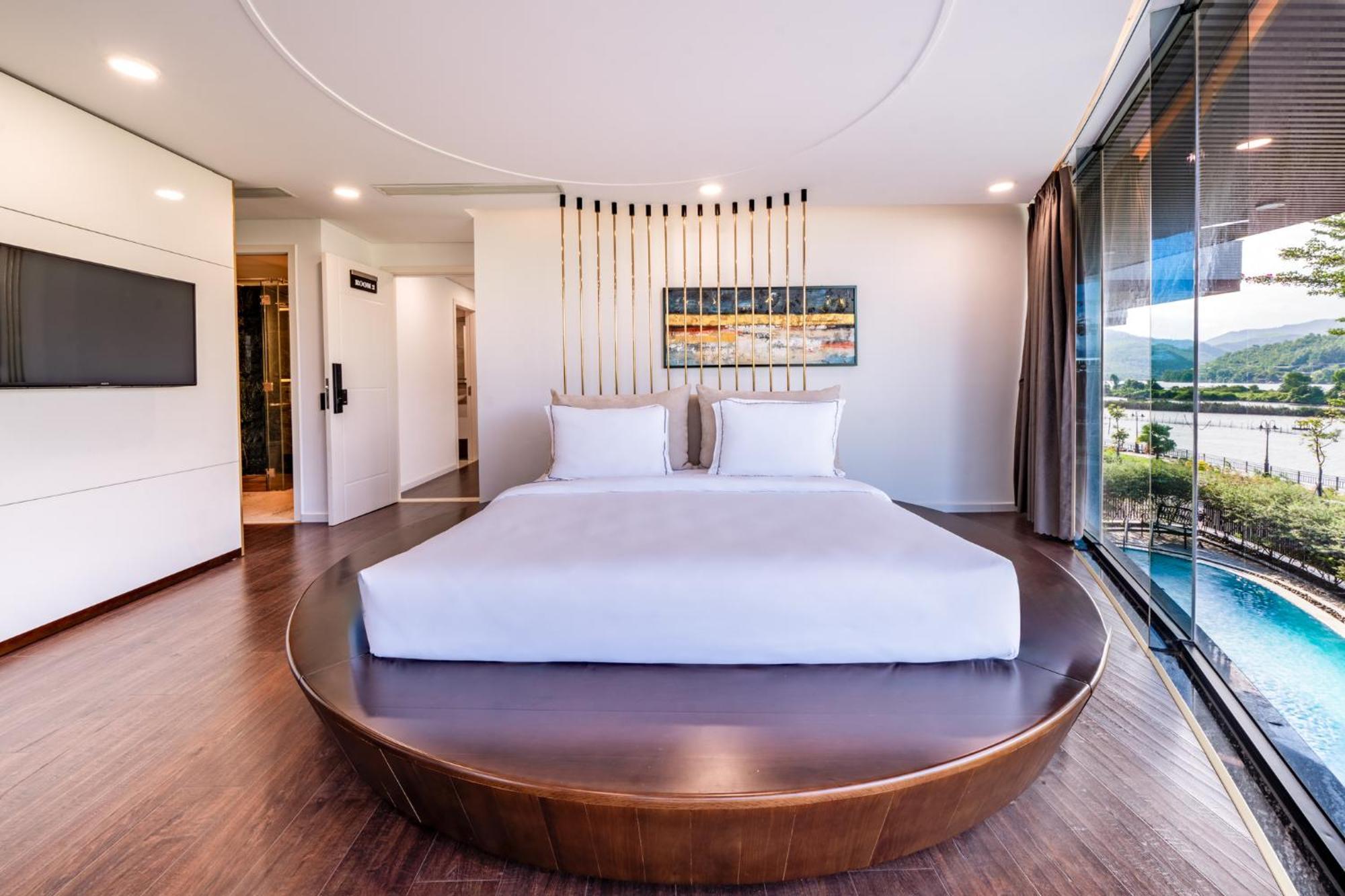 Cami Riverside Hotel Da Nang