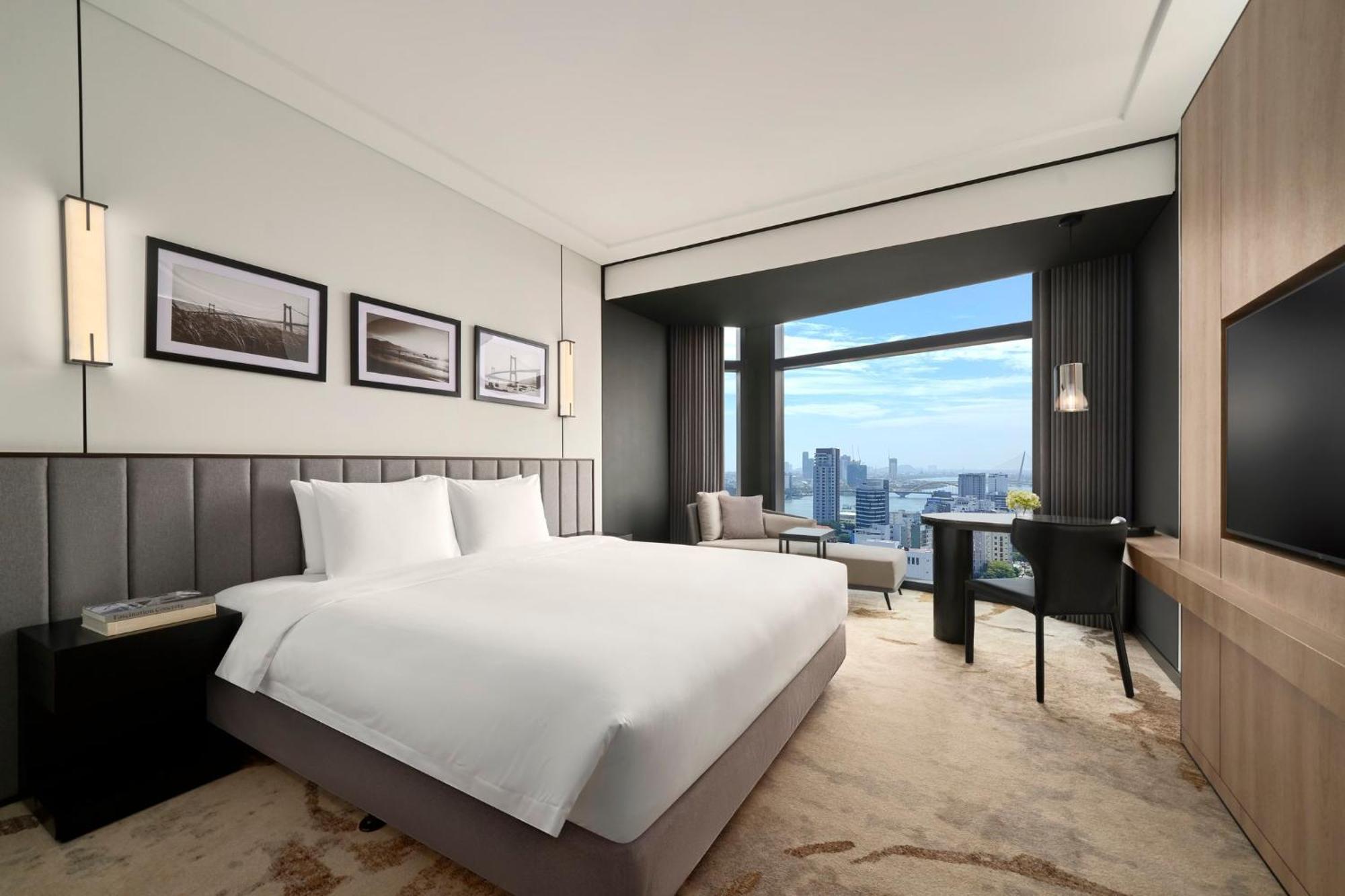 Crowne Plaza Centre By Ihg Hotel Đà Nẵng