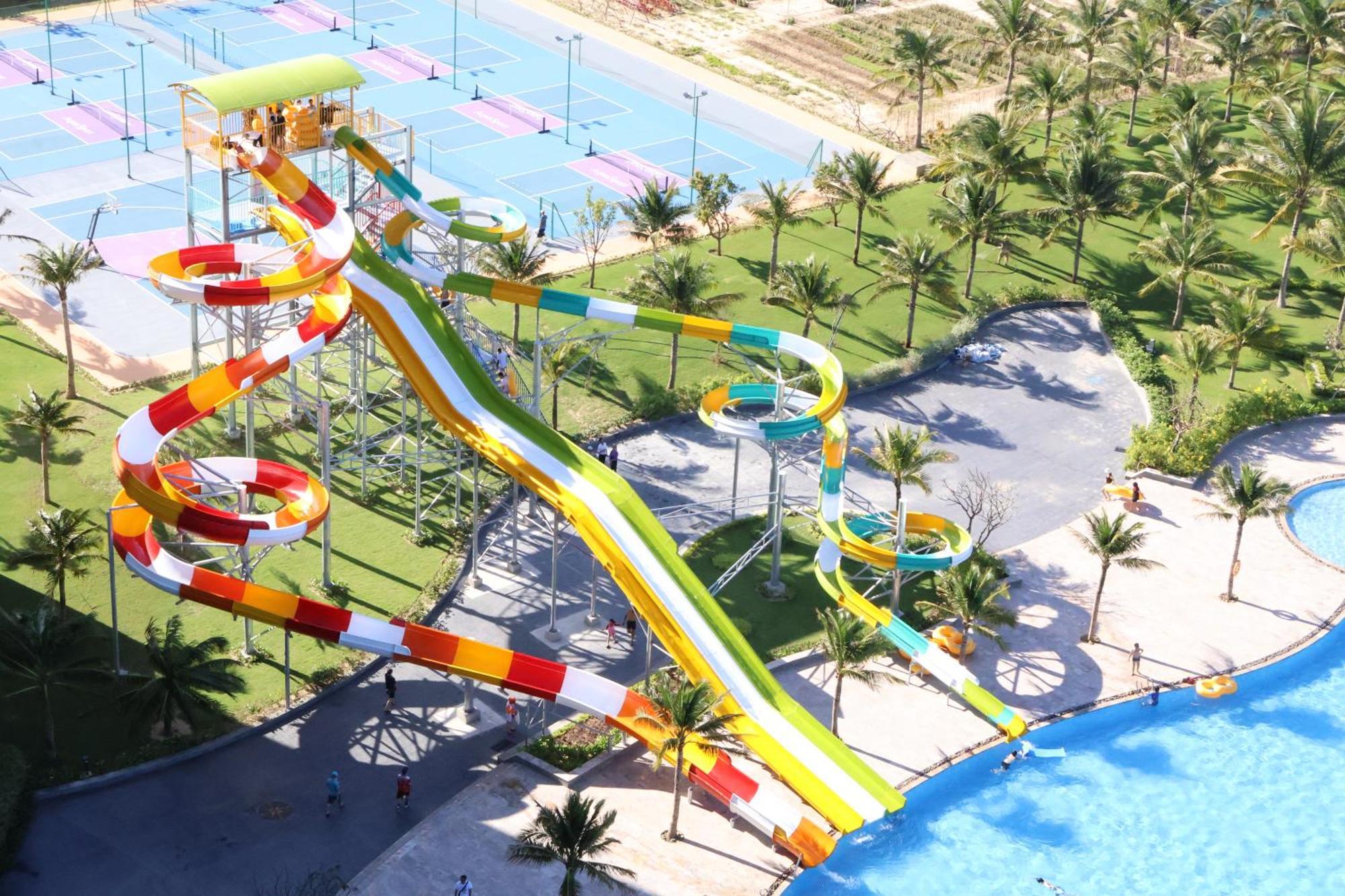 Aquamarine Beachfront & Resort 5*