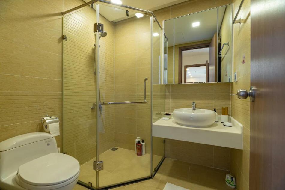 Vinhomes Park Collection Xiii * Ho Chi Minh City