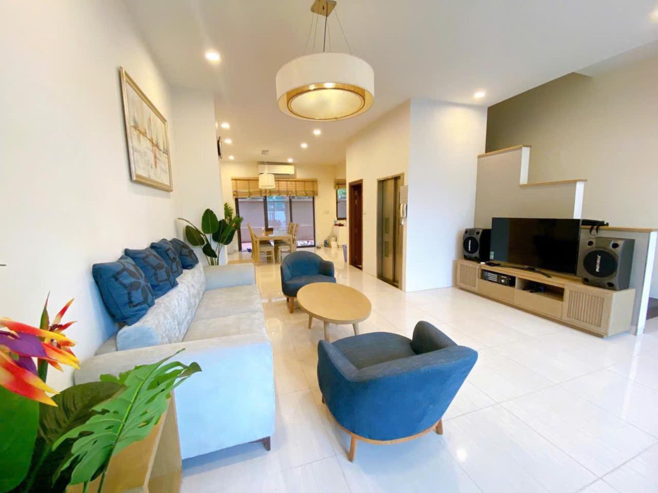 Apartment Ha Long Homestay