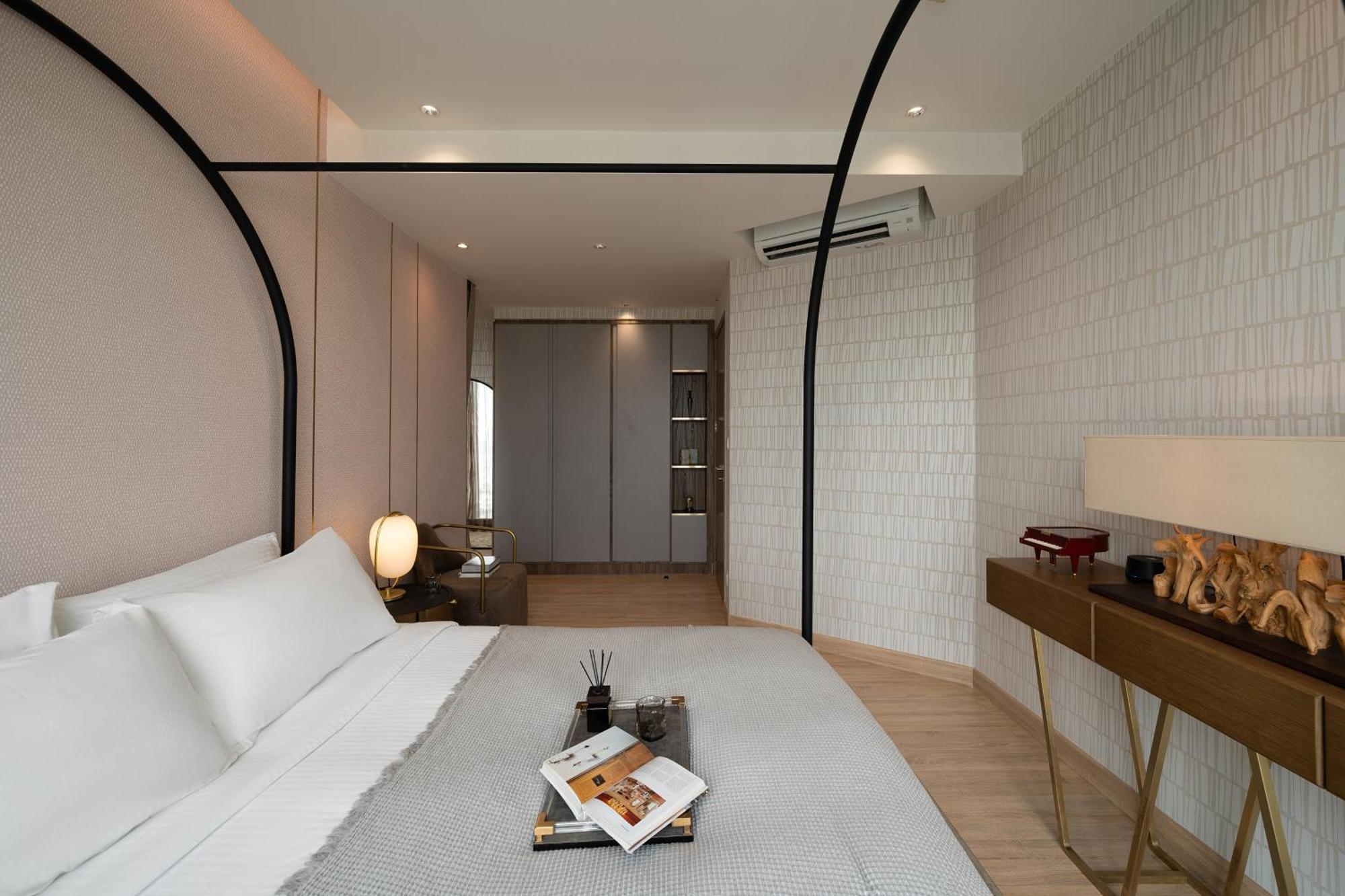 Zenity Apartel Dist 1 By Ssens Homes Apartment