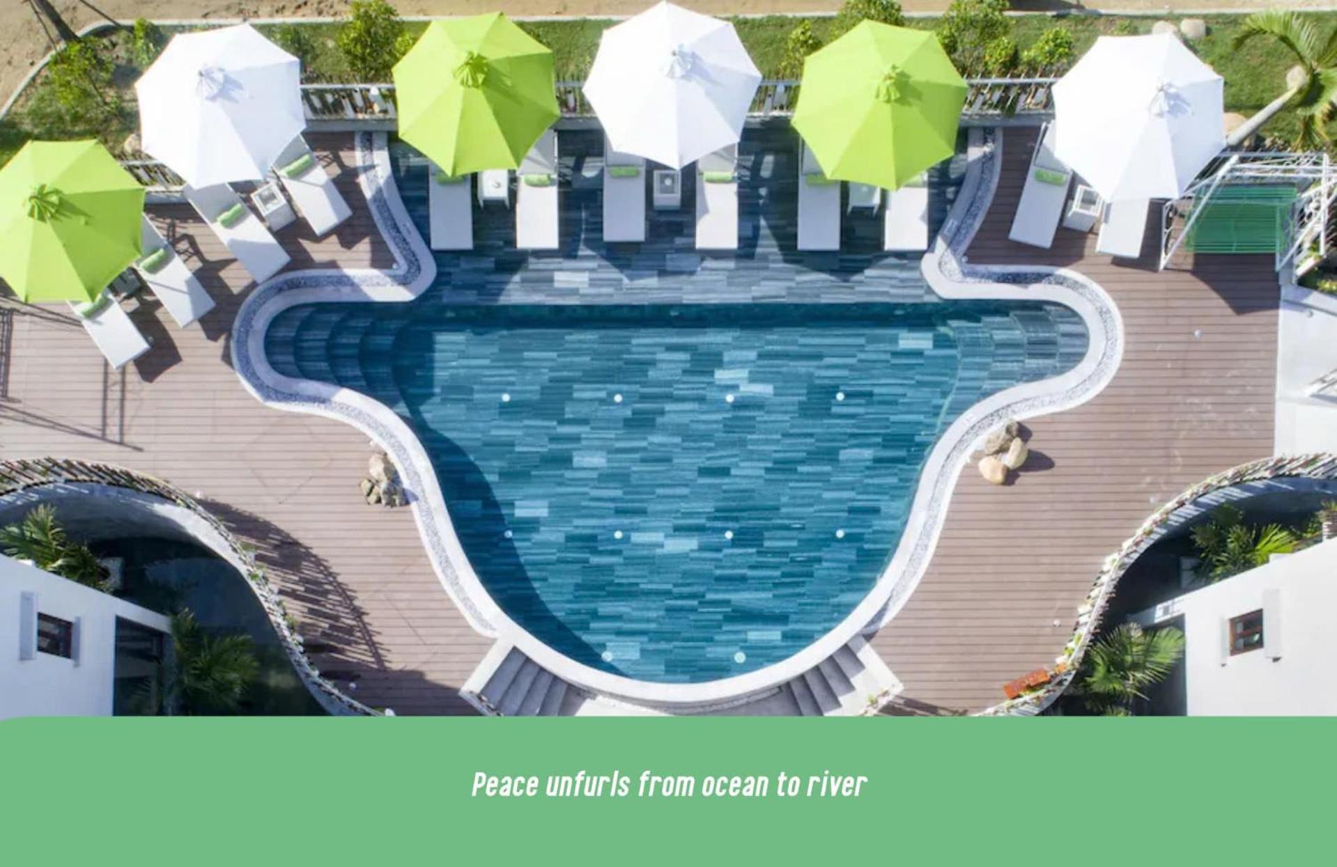 The Khách sạn 4*