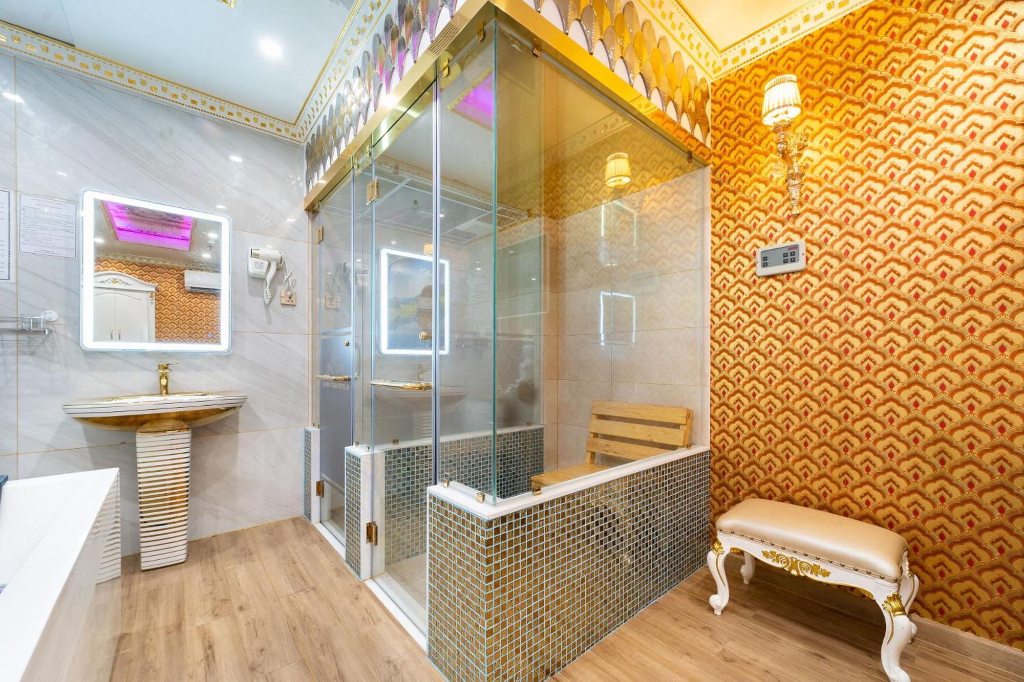 Townhouse District 10 Near Children Hospital 1 Formerly Cuong Thanh 3 Hotel Ho-Chi-Minh-Stadt
