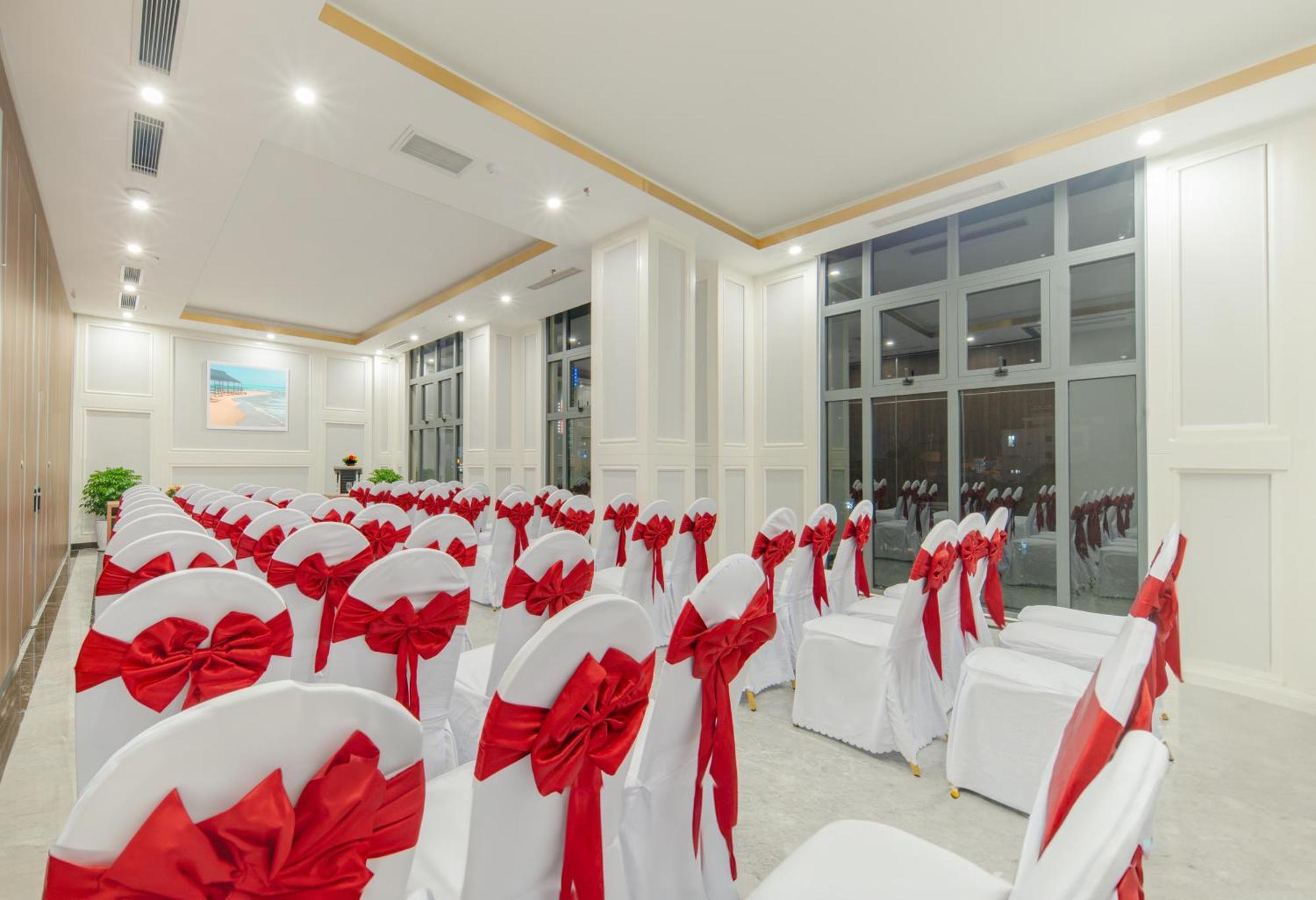 Hotel Avari Nha Trang