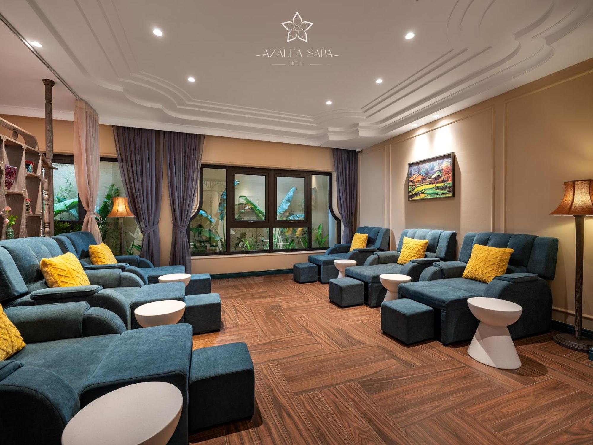 Azalea Hotel 4*