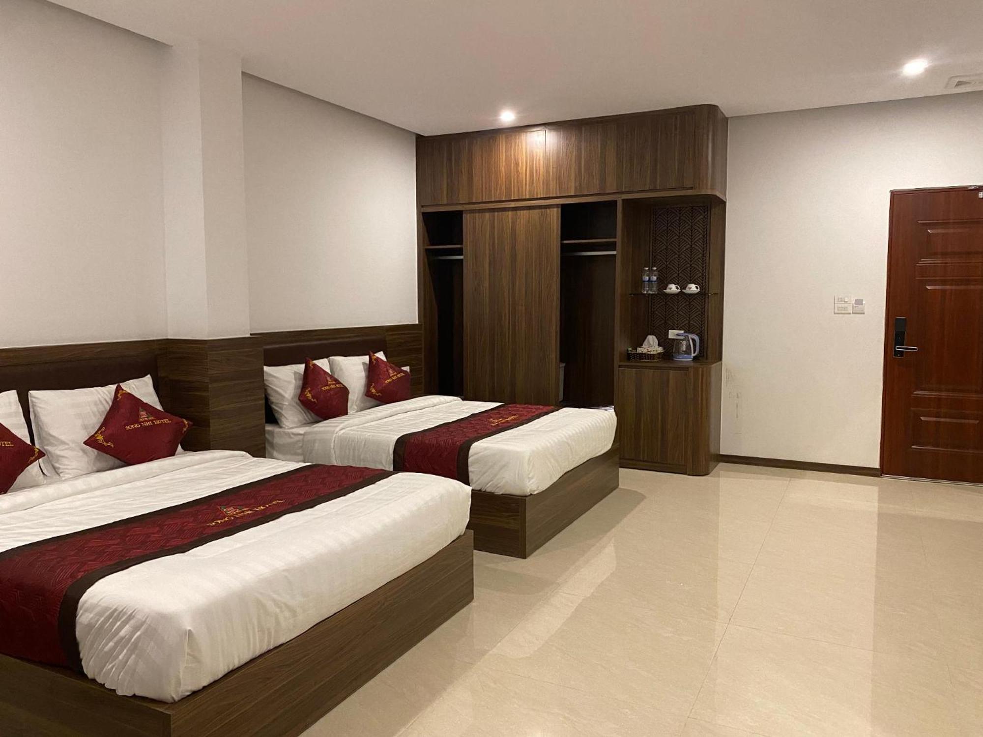 Hotel Song Nhi *