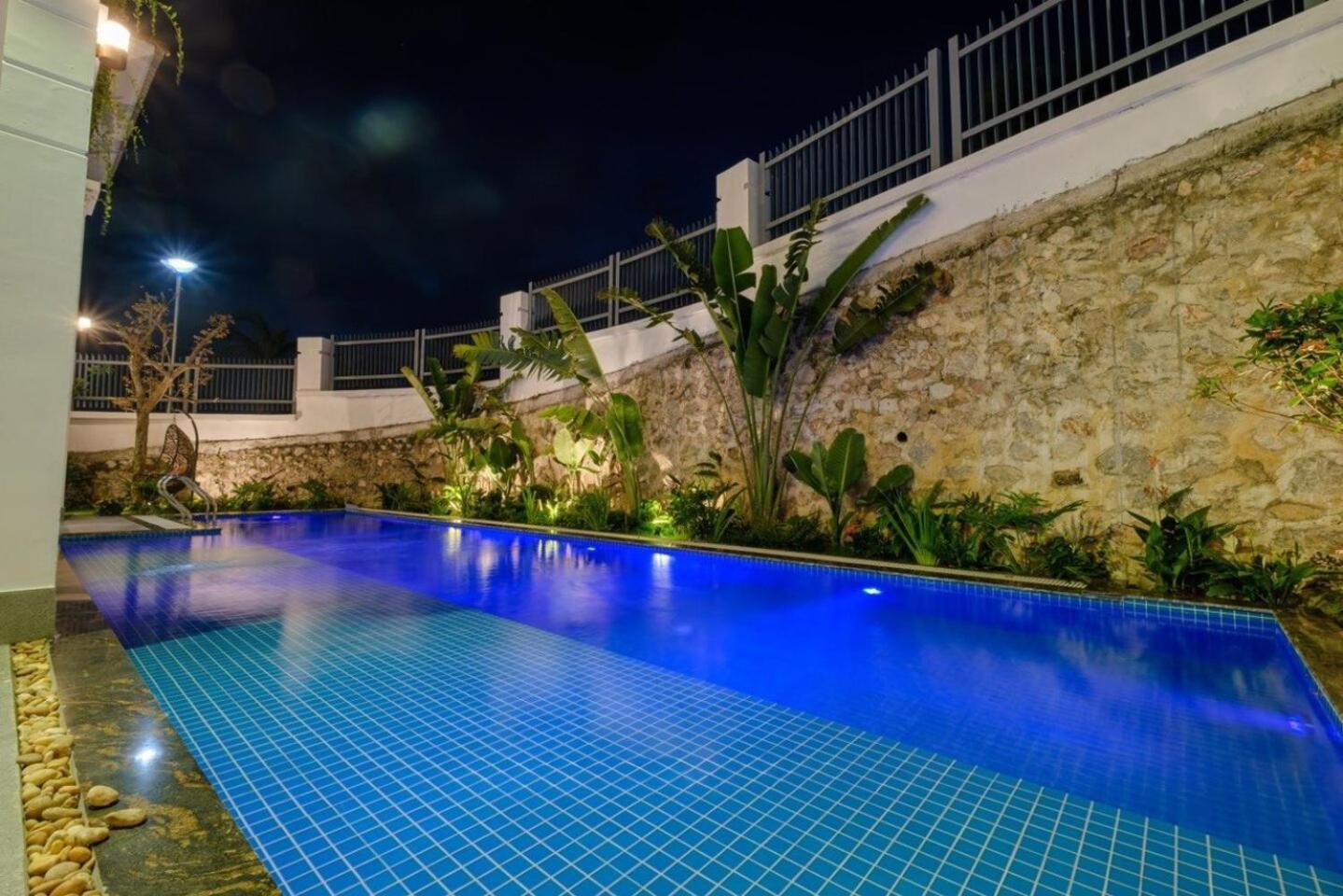 Chuoi Flc 5 Ngu 9-48 - Be Boi Rieng - Trung Tam Villa Ha Long