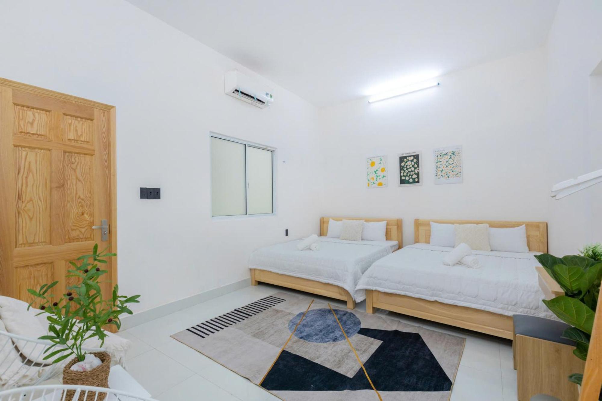 Ocean House - Di Bo 100 Met Ra Bien Bai Sau Thuy *