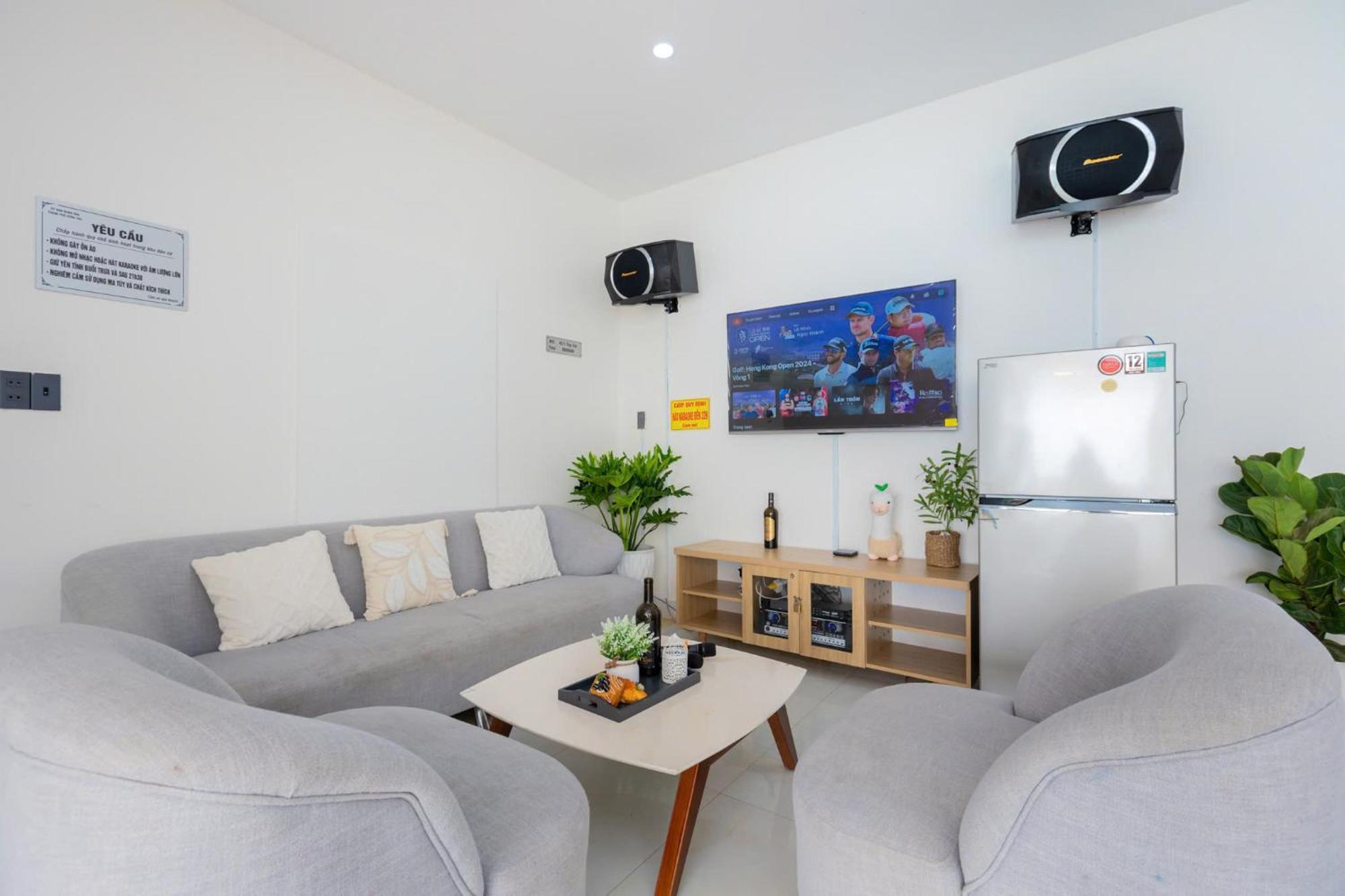 Ocean House - Di Bo 100 Met Ra Bien Bai Sau Thuy