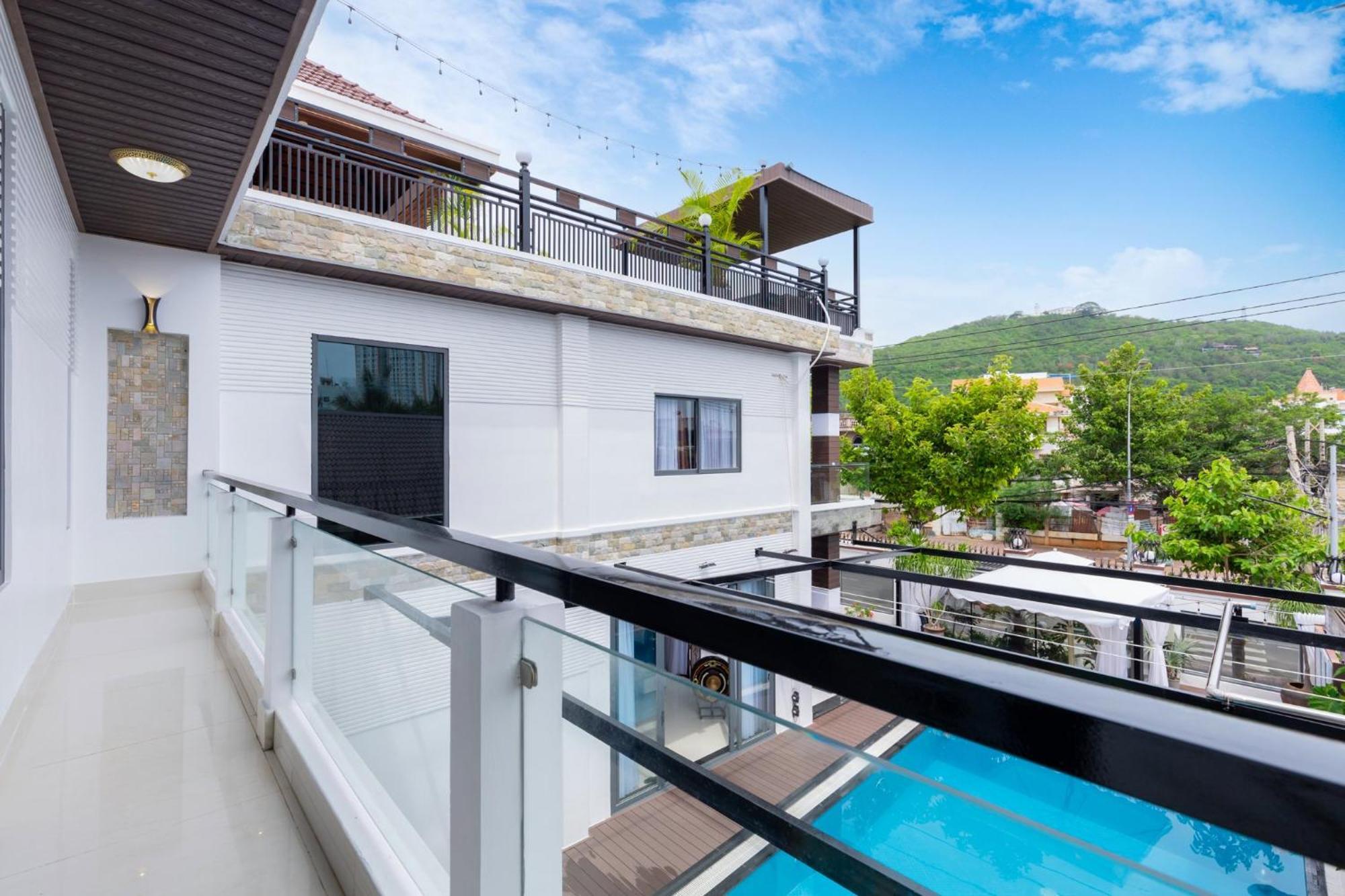 Villa Vitamin Sea