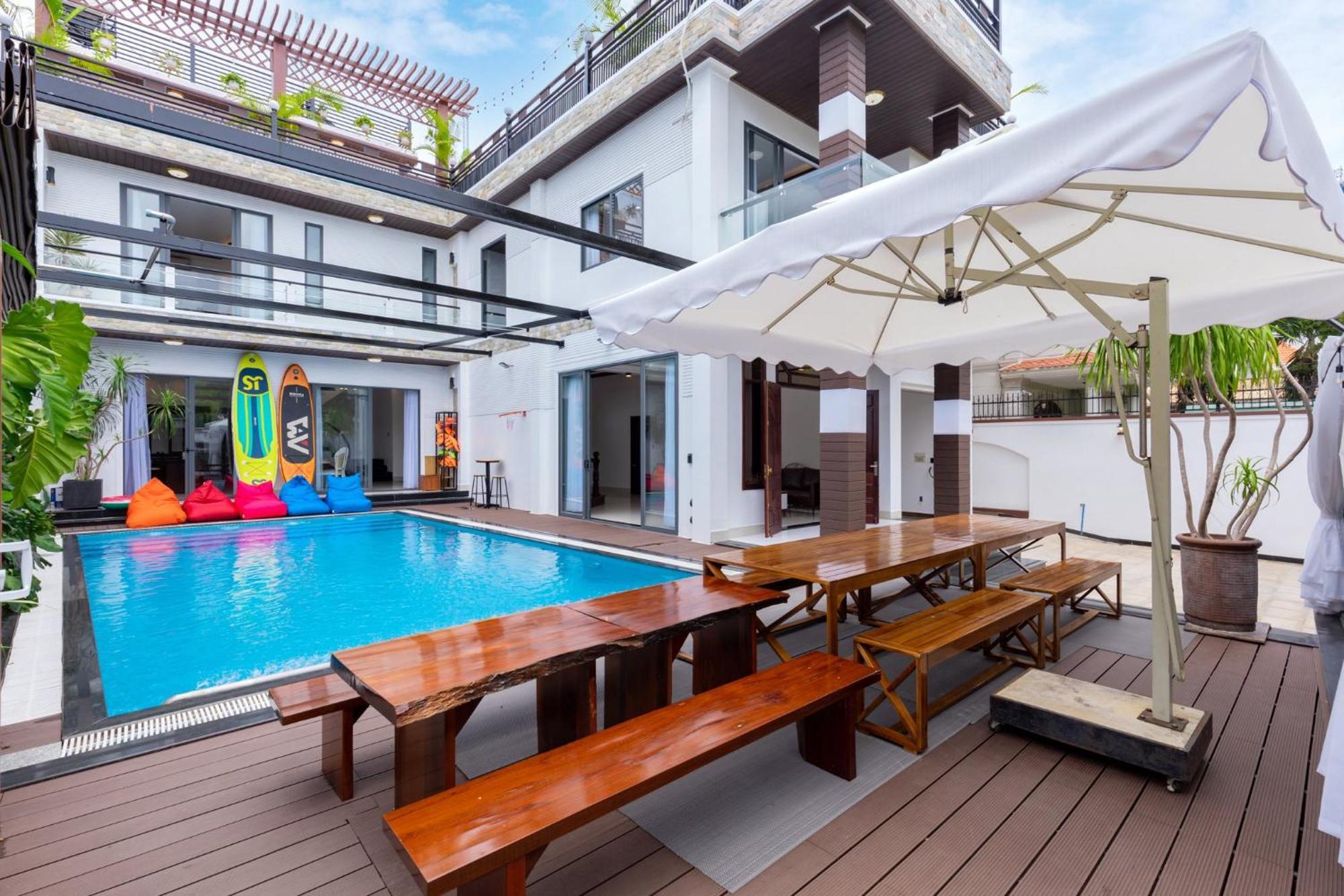 Vitamin Sea Villa *