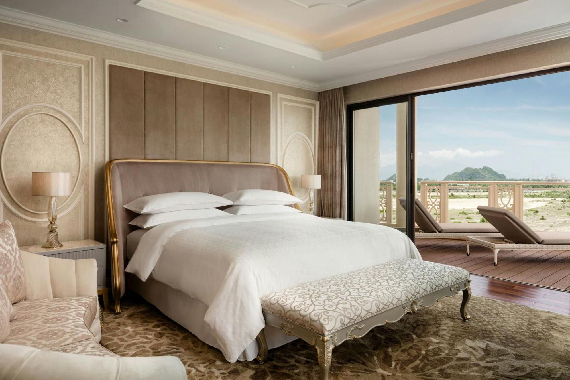 Resort Sheraton Grand & Convention Center