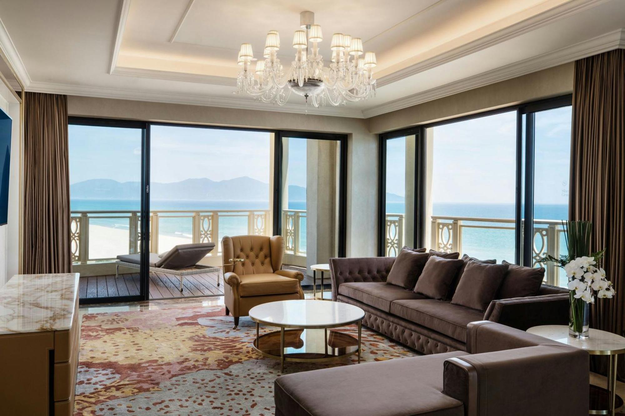 Sheraton Grand & Convention Center 5* Da Nang