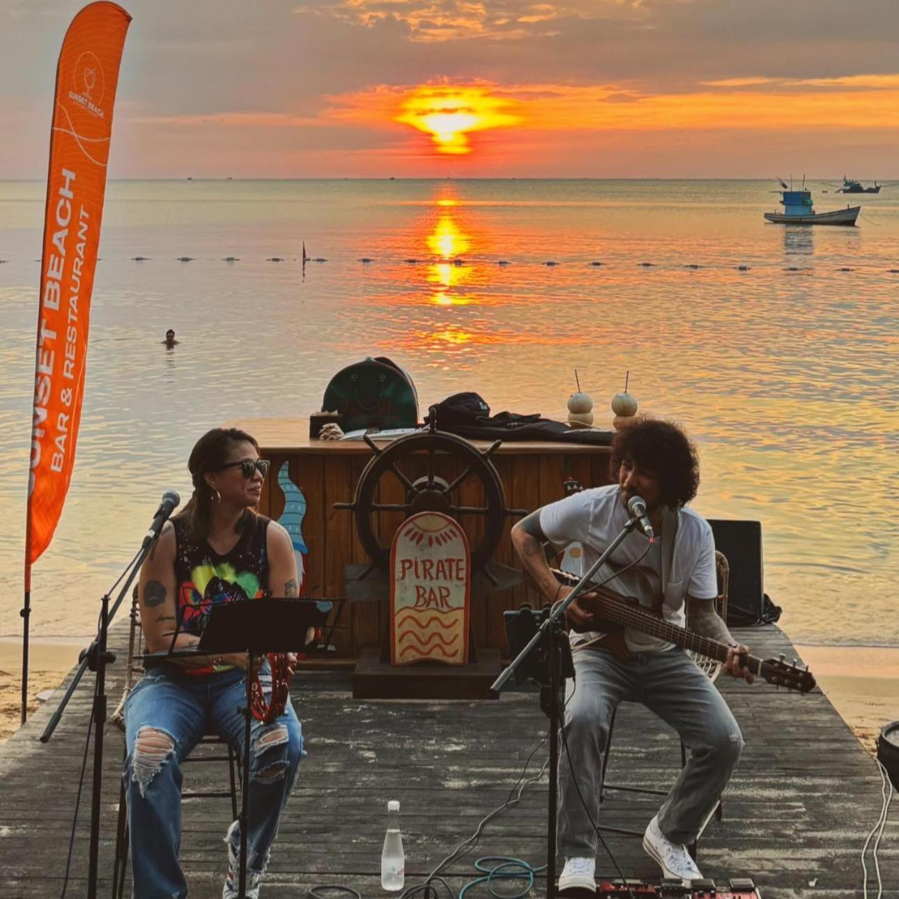 Sunset And 4*