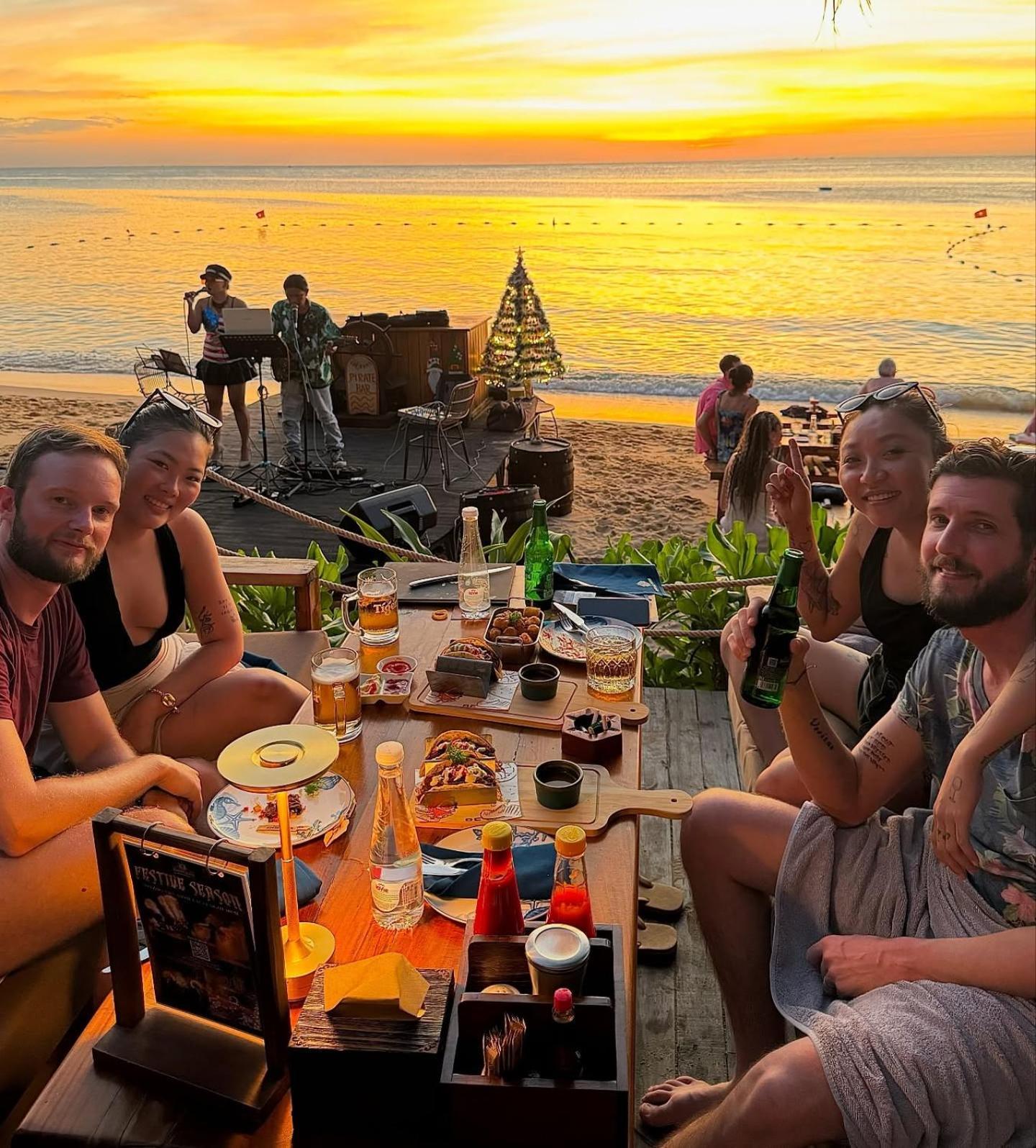 Sunset And Hotel Phu Quoc