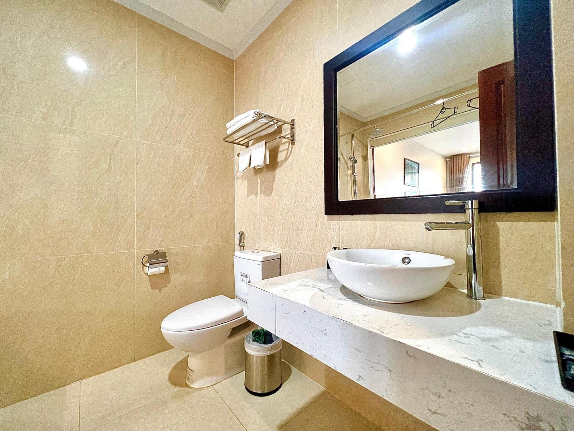 Paragon Noi Bai & Pool 4* Hanoi