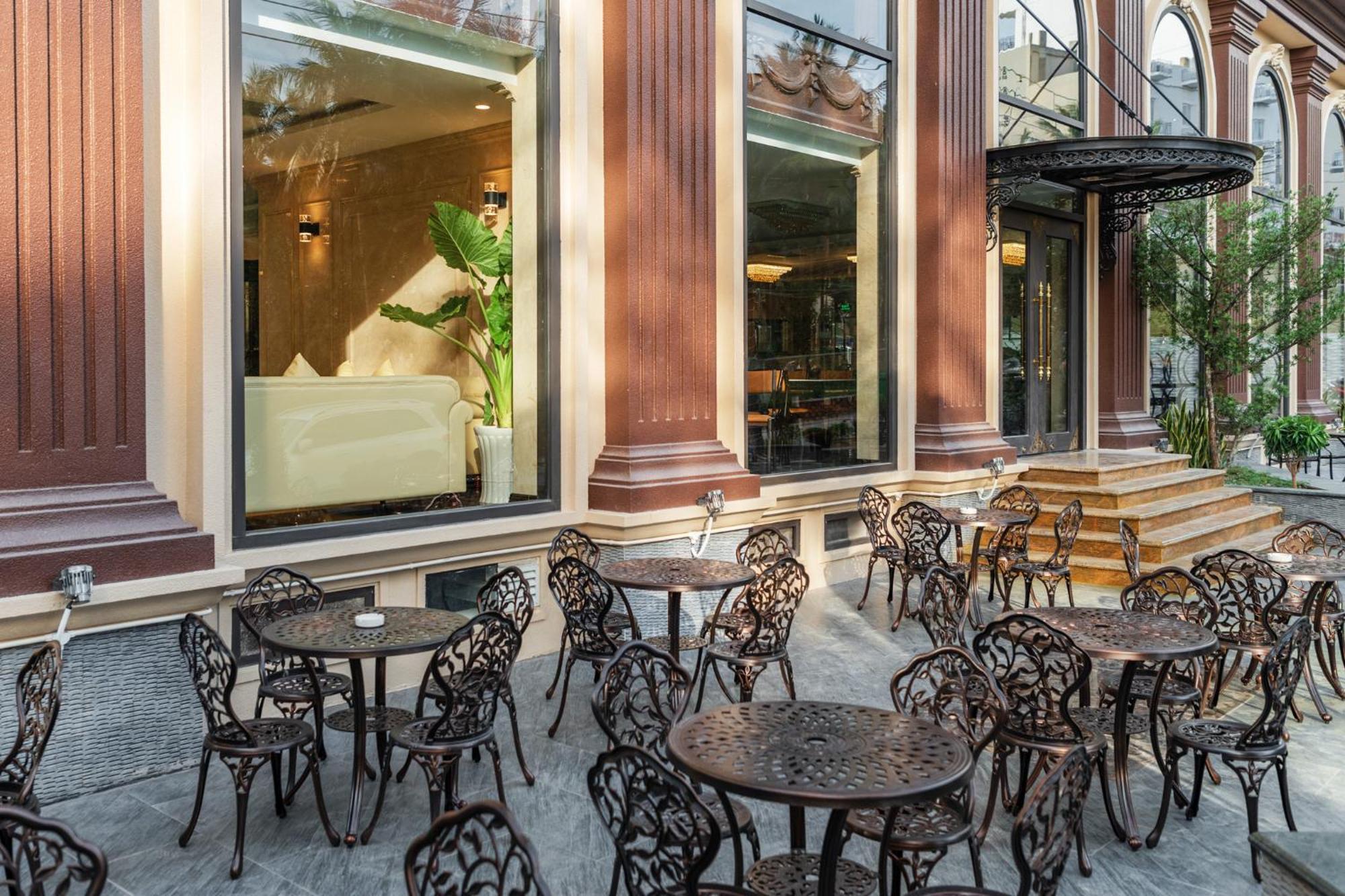 Aquasun Khách sạn 4*