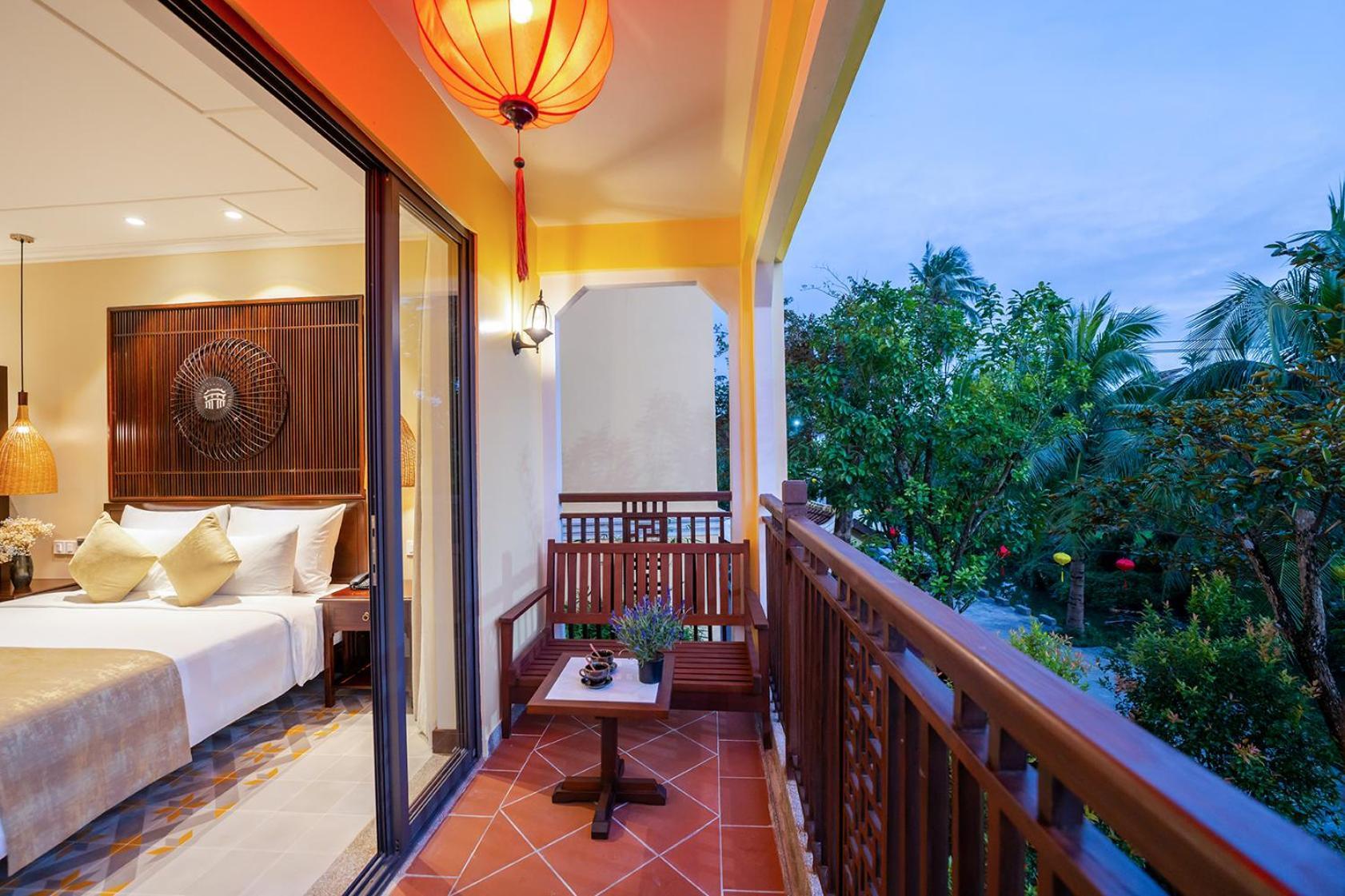 Ahoy Boutique & Hotel