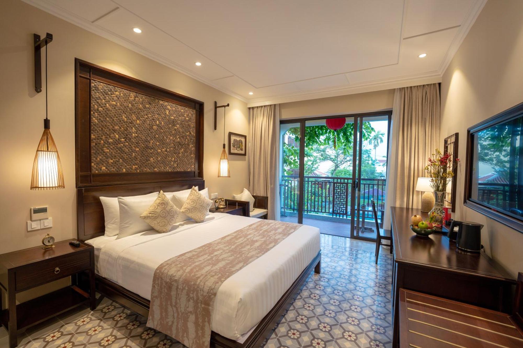 Ahoy Boutique & Hotel