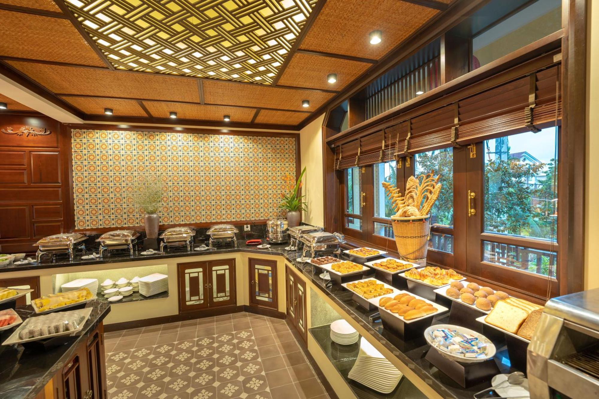 Ahoy Boutique & Hotel 5*