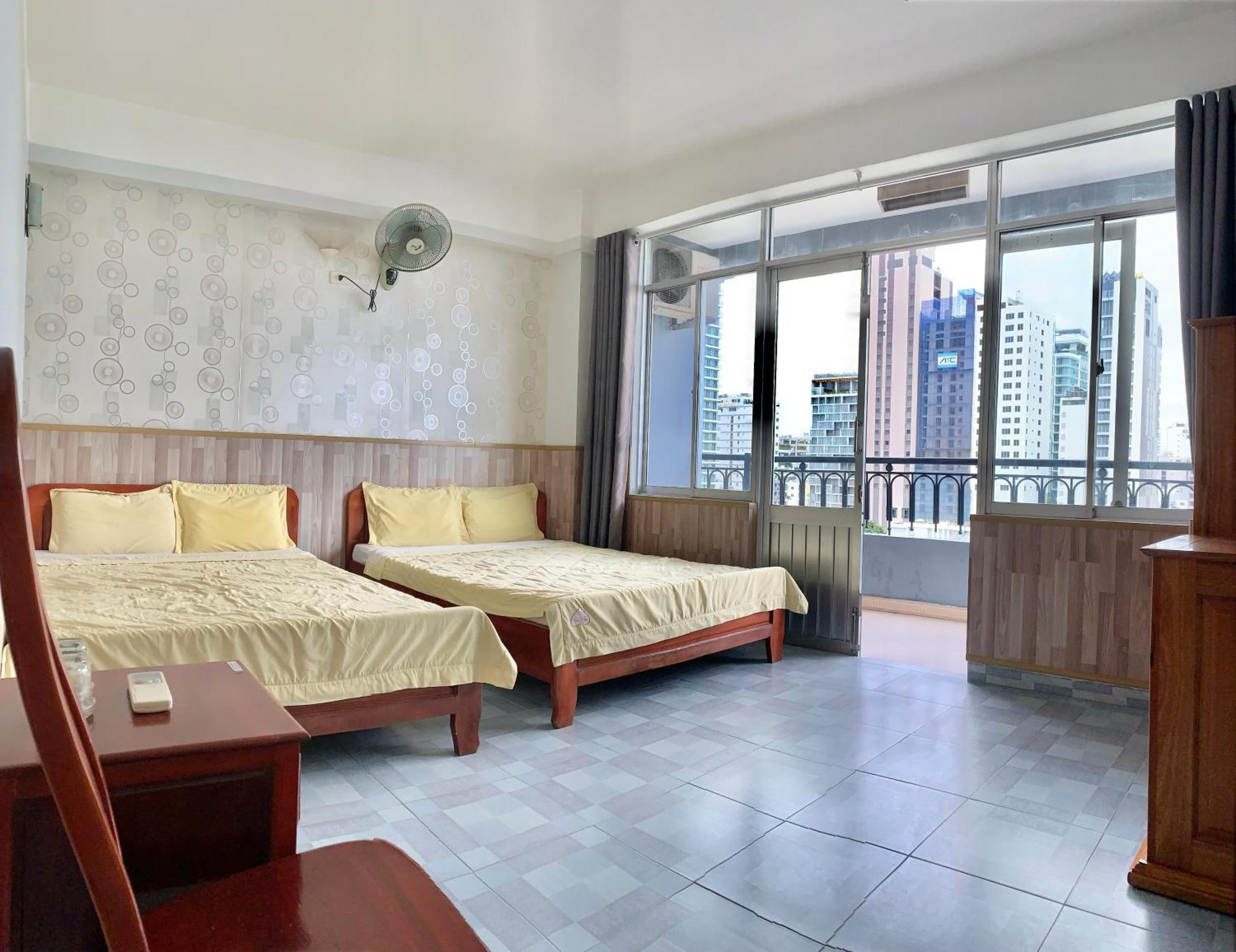 Hotel Tue Tinh Tower *