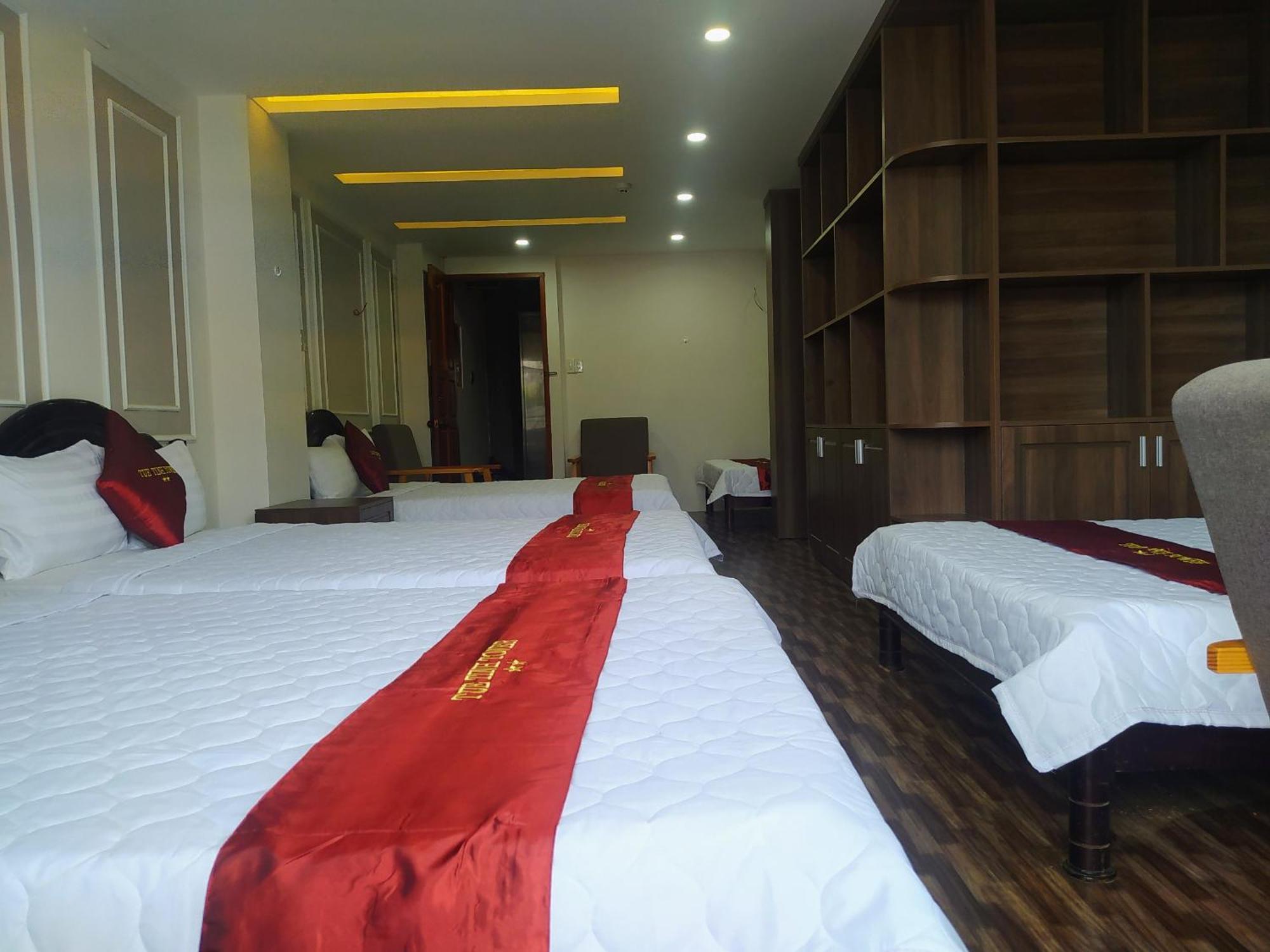 Hotel Tue Tinh Tower Nha Trang