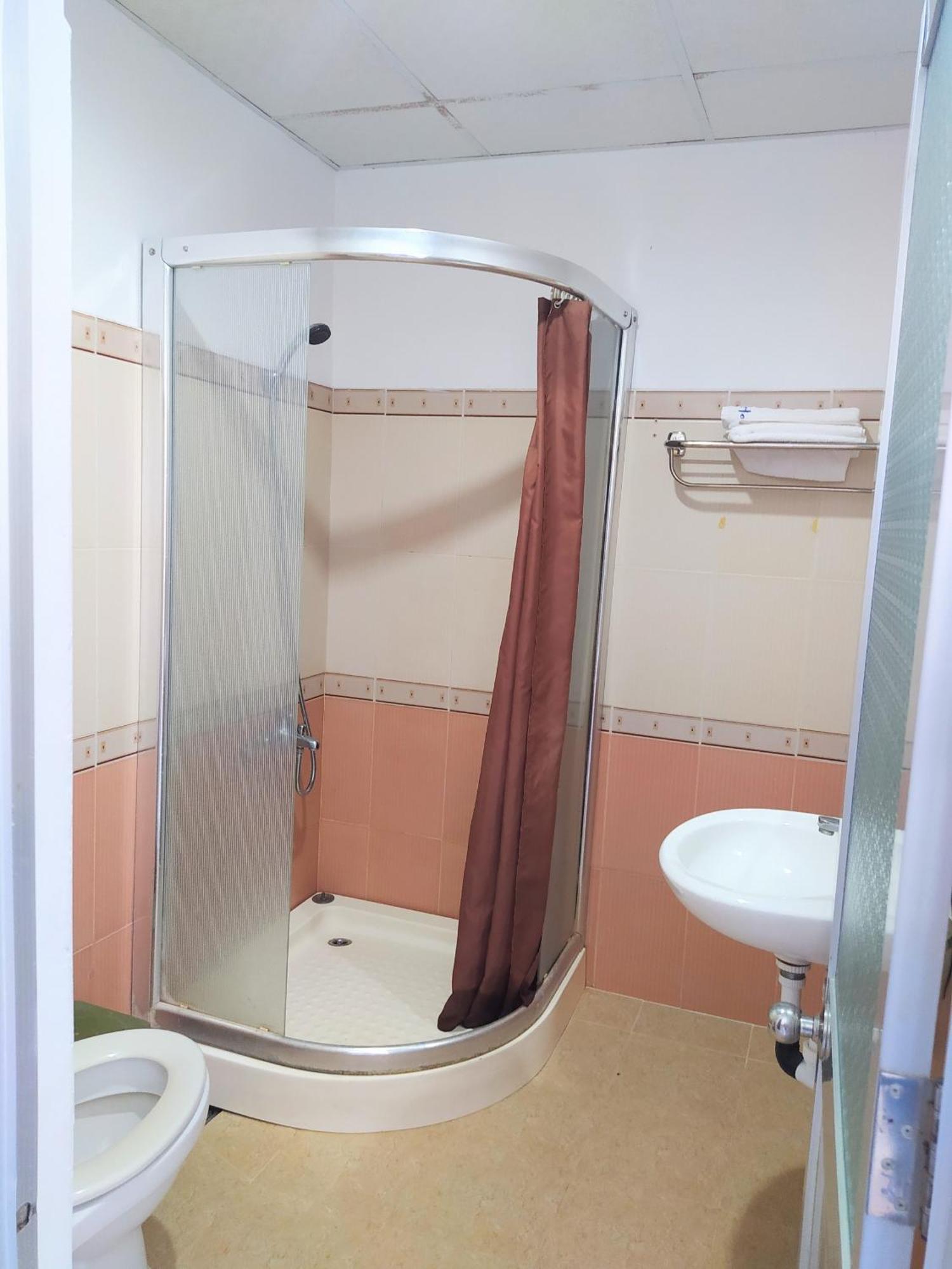 Hotel Tue Tinh Tower *