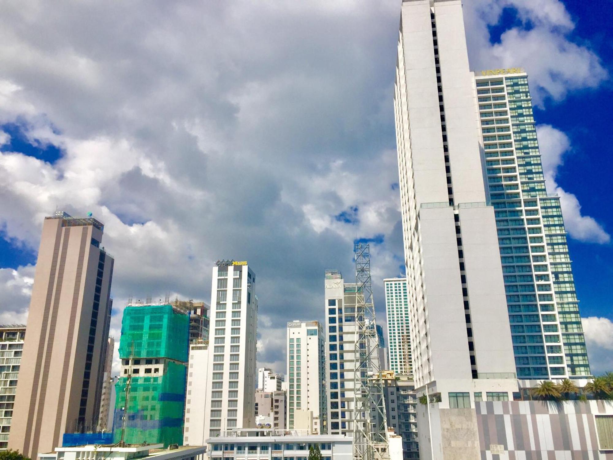 Hotel Tue Tinh Tower