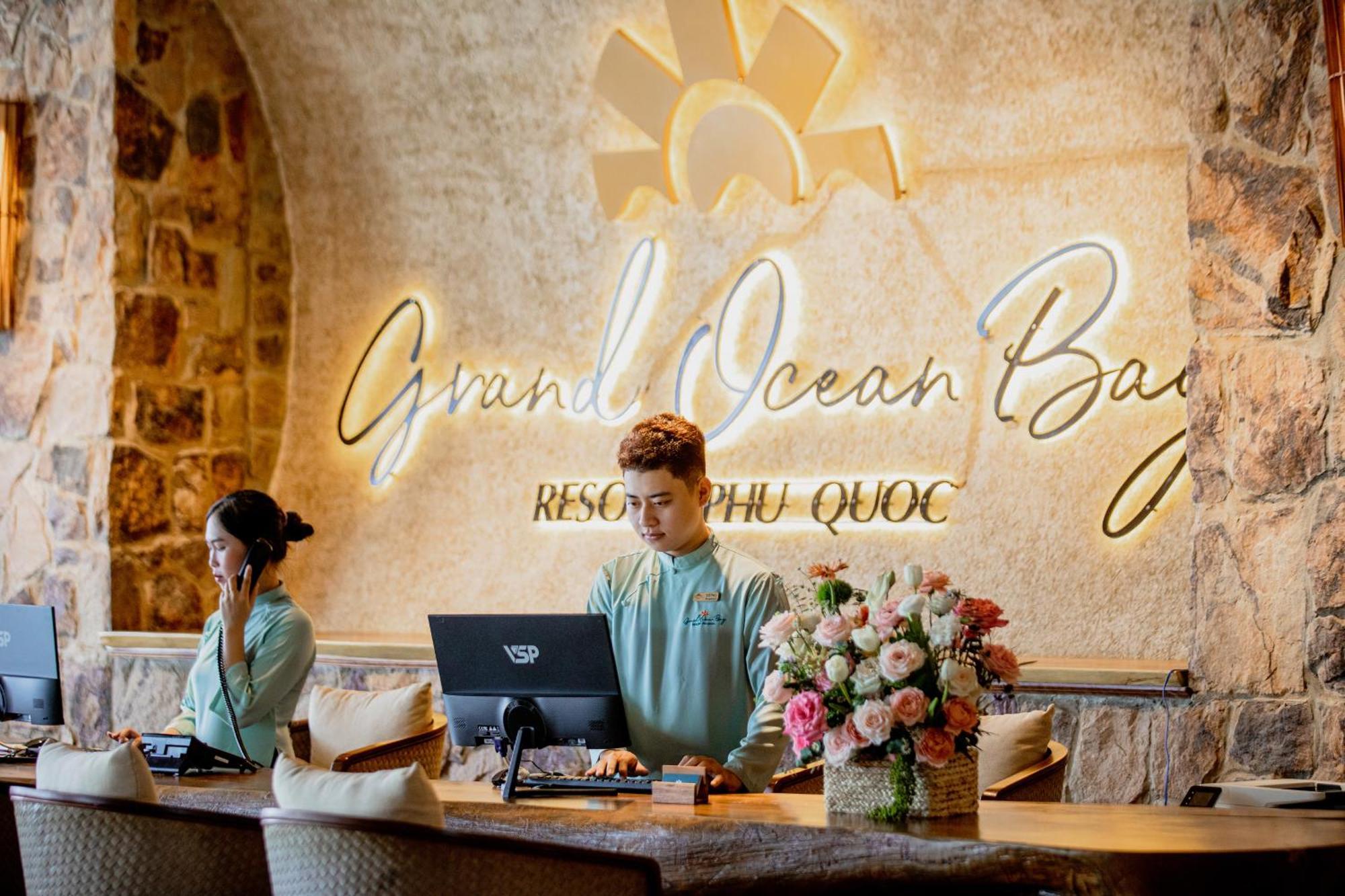 Grand Ocean Bay