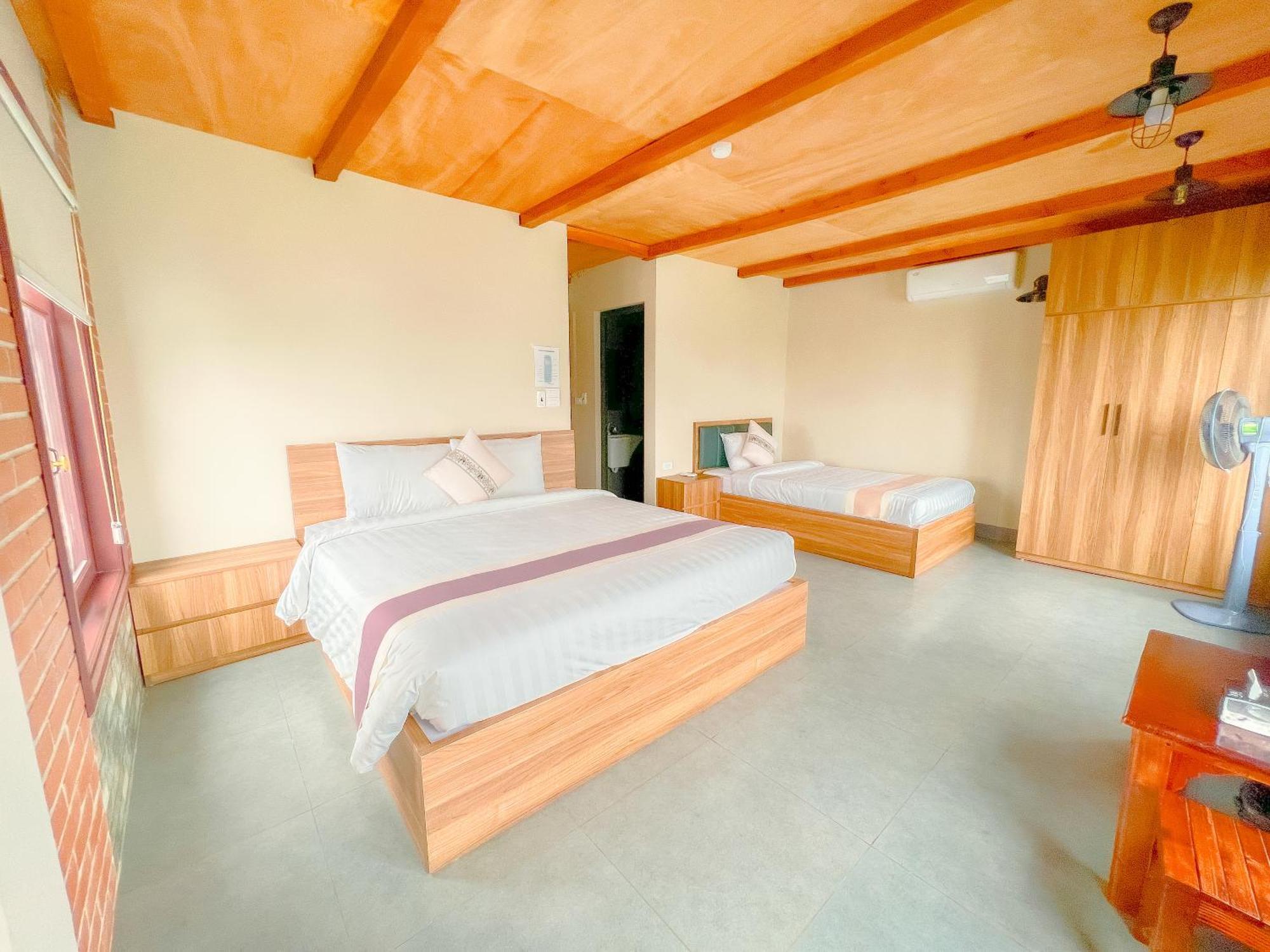 Canh Buom - Tuan Chau Hotel Hạ Long
