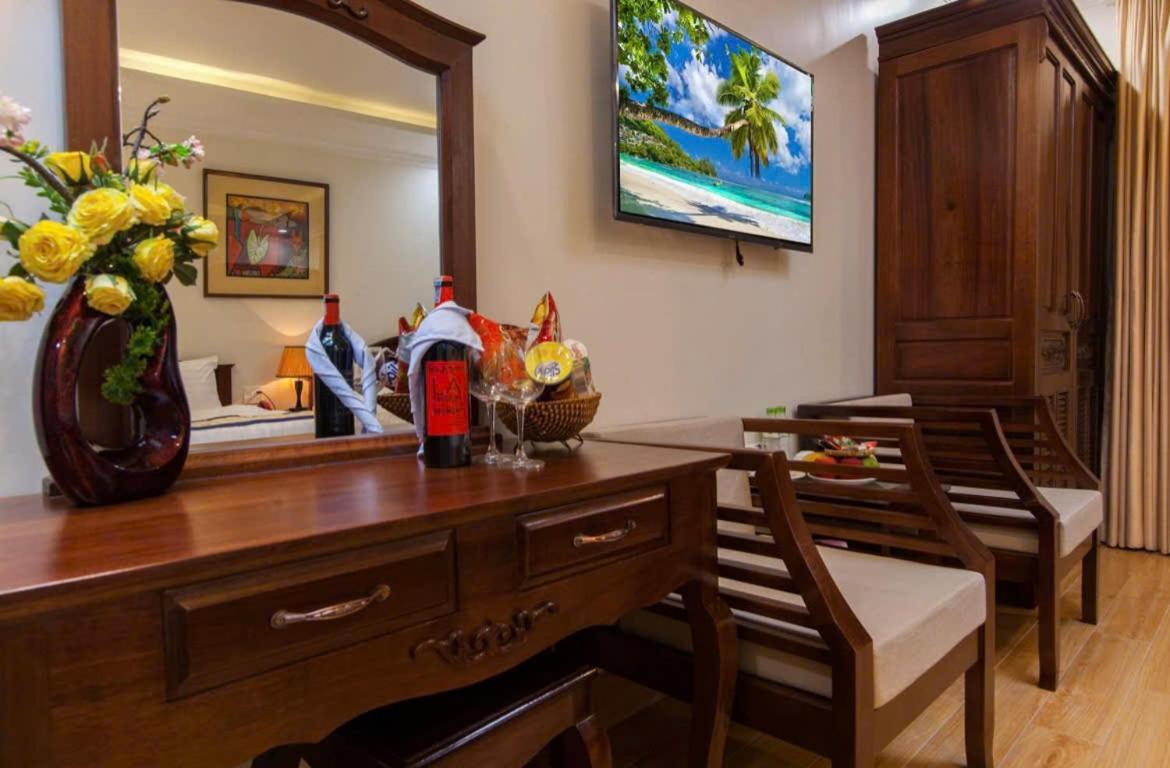 Coral Hotel