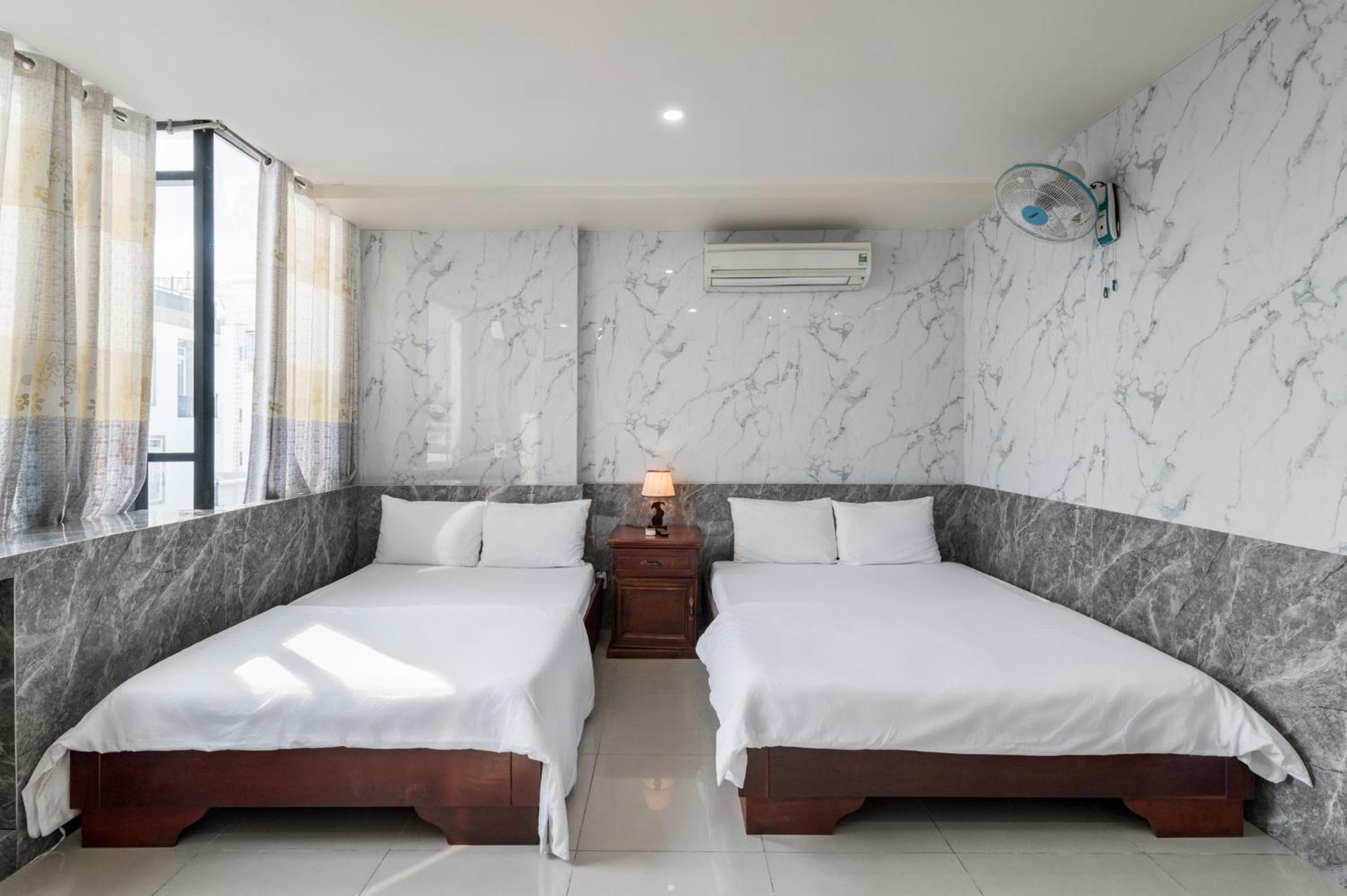 Hồng ánh Khách sạn