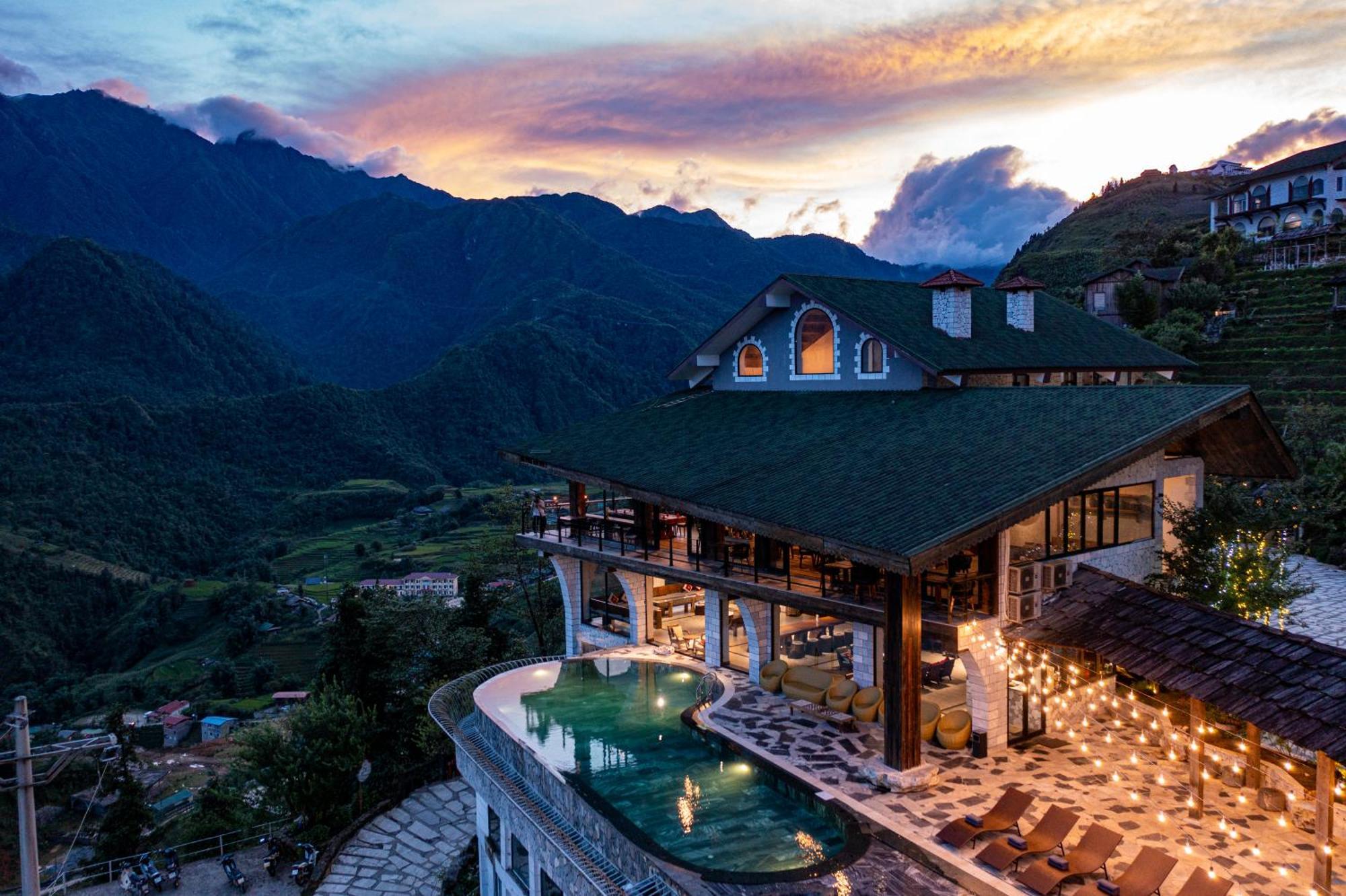 Catcat Hills & Resort