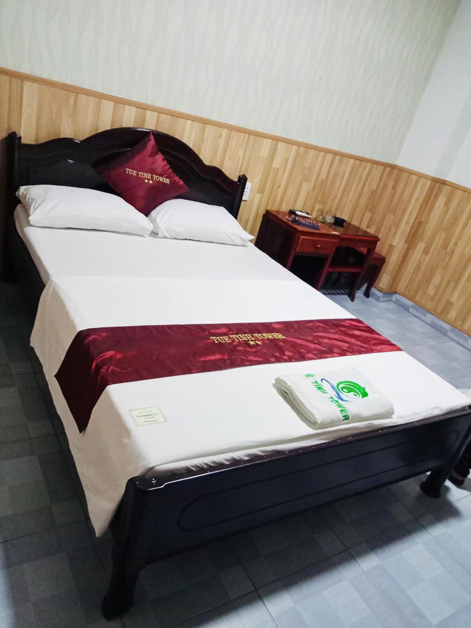 Hotel Tue Tinh Tower *