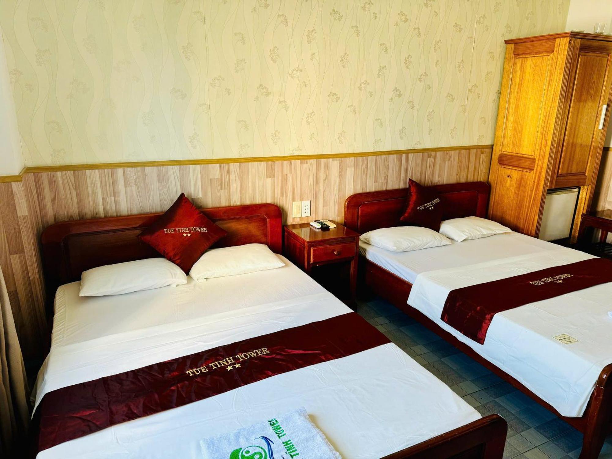 Hotel Tue Tinh Tower *