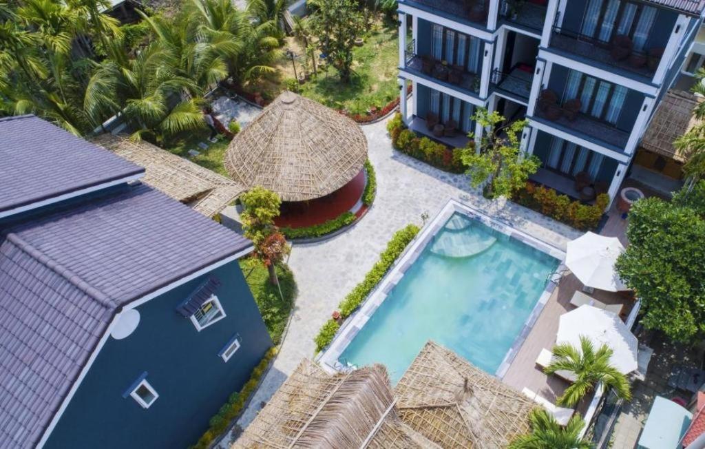 Friendly Hoian Hieu Nhon