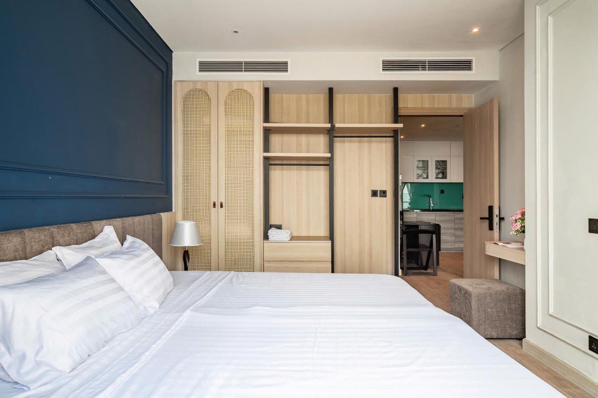 Bay View Halong Panoramic Bay View Luxury 5* Ha Long