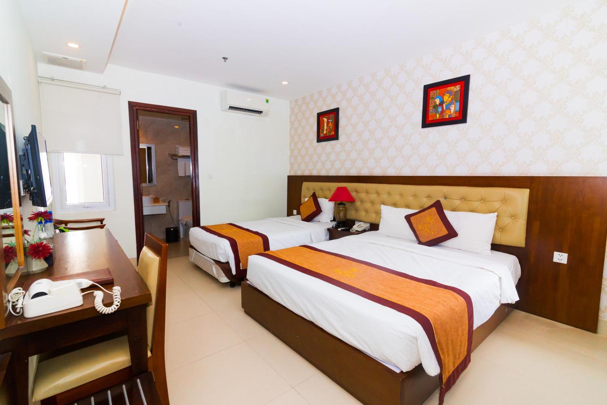 Boss Hotel 4*