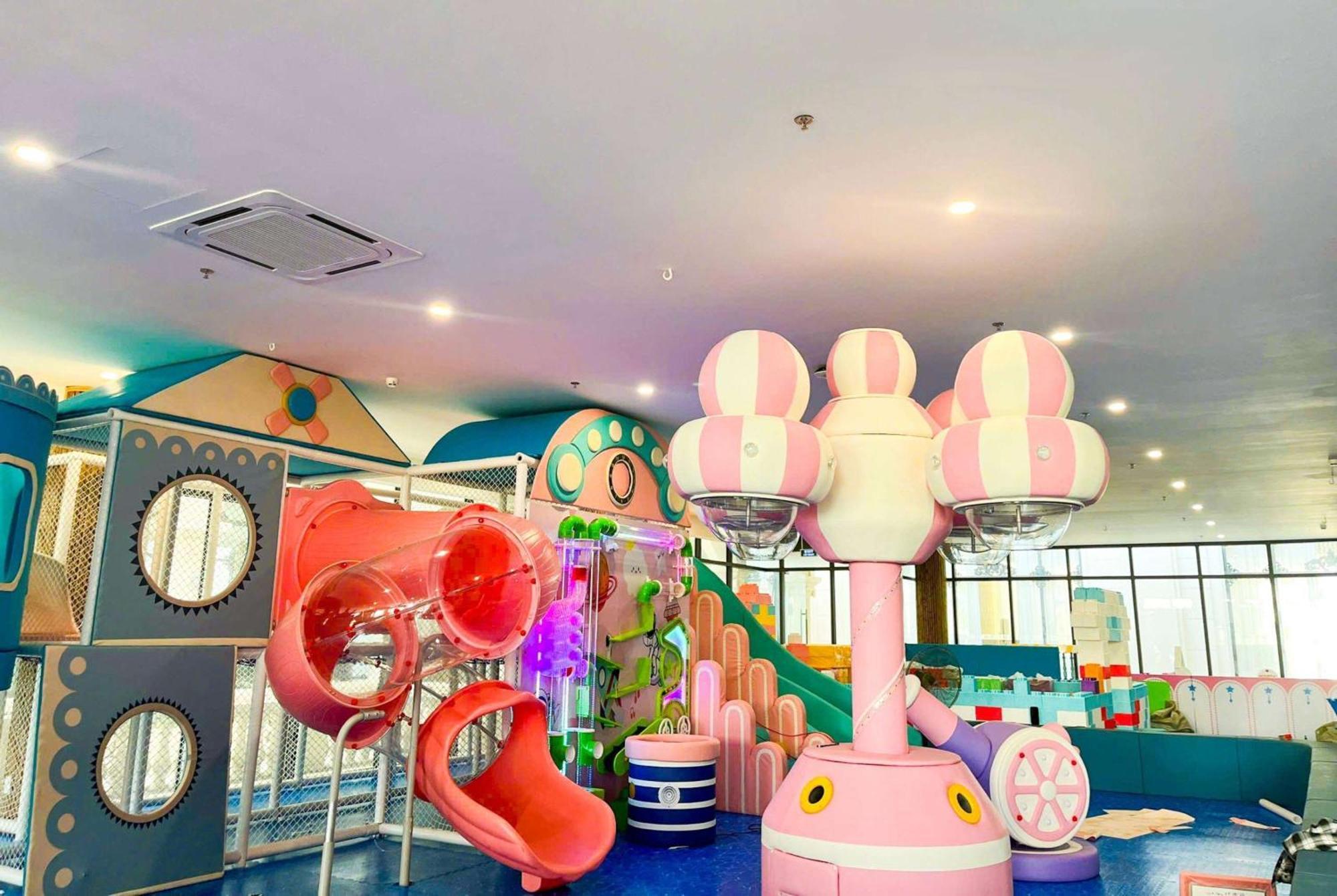 Wyndham Garden Grandworld 4*
