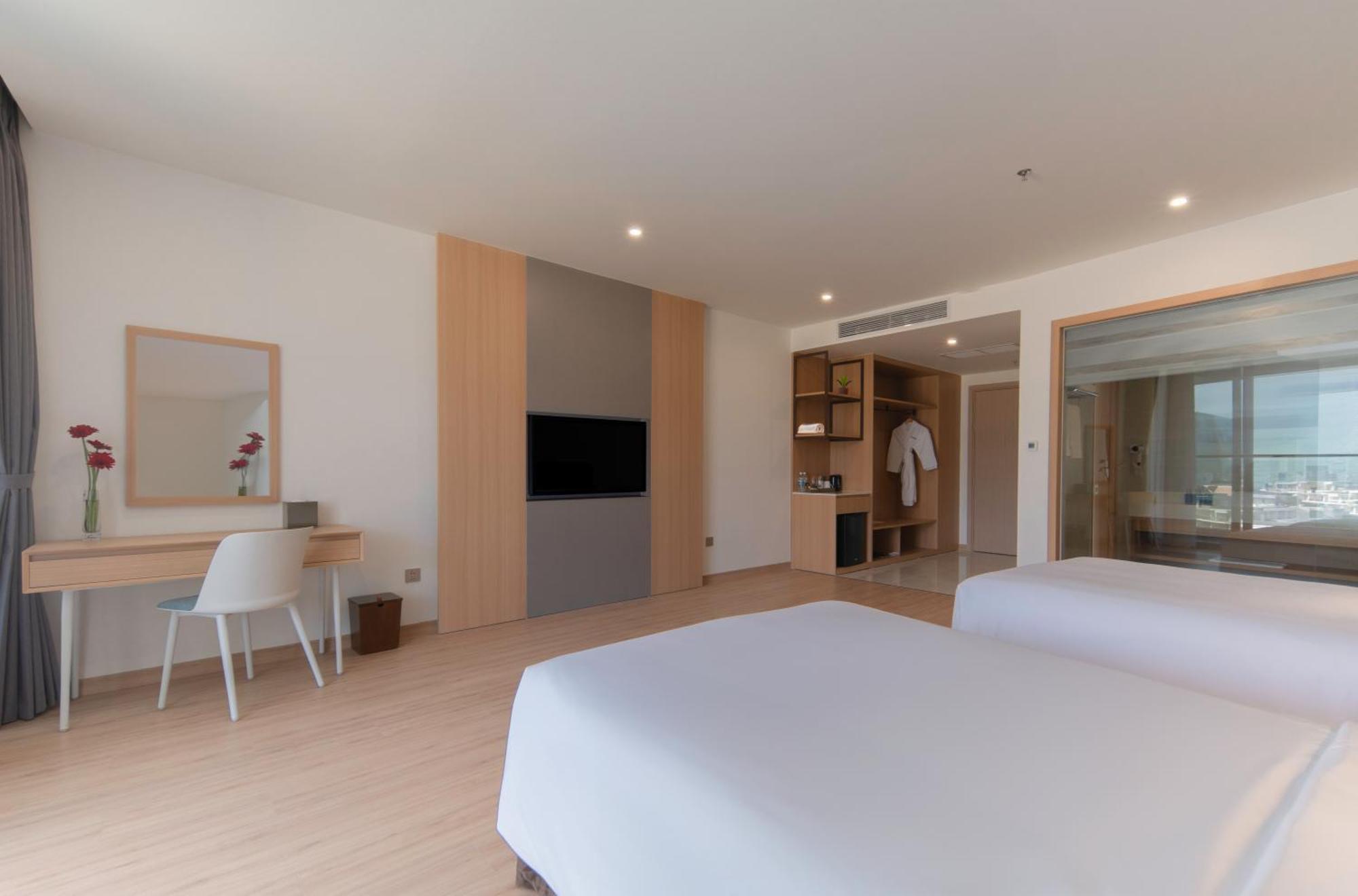 Aquamarine Beachfront & Cam Ranh
