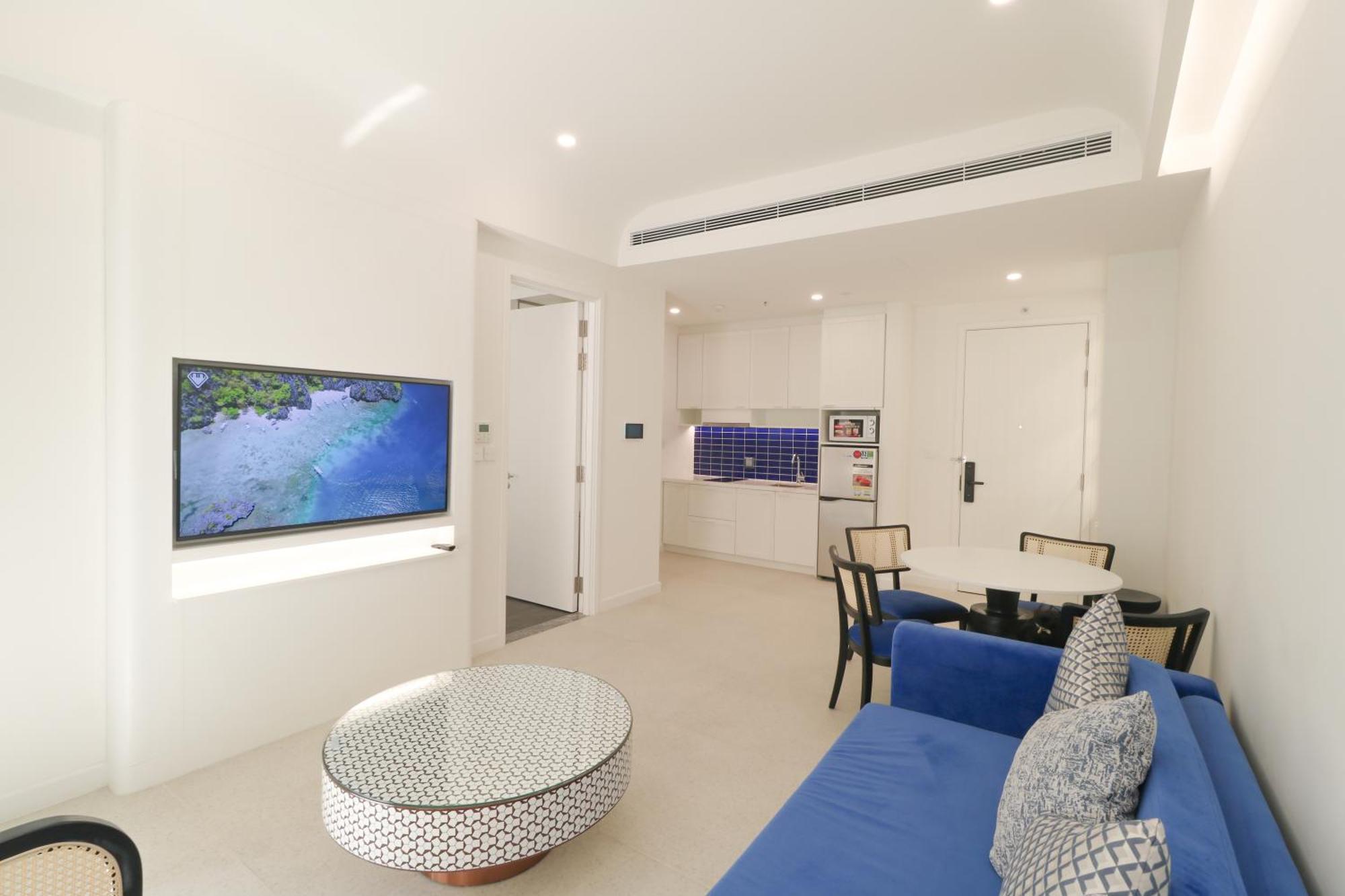Seaside Fireworks Free Gym & Pool Apartment