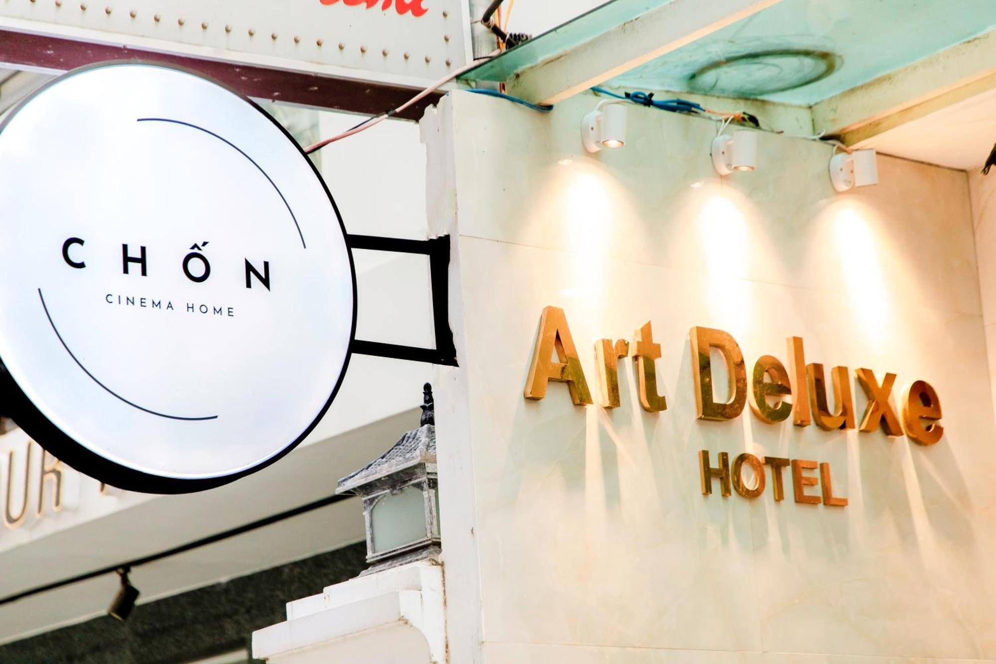 Art Deluxe Hotel 2*