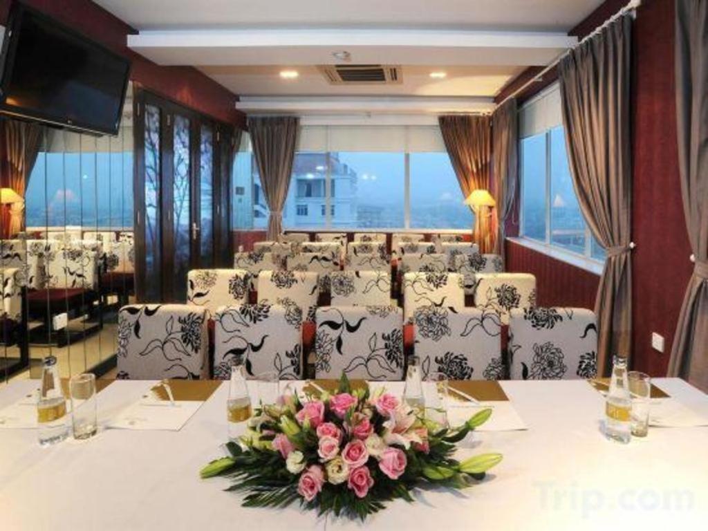Cosiana Hà Nội Khách sạn 3*