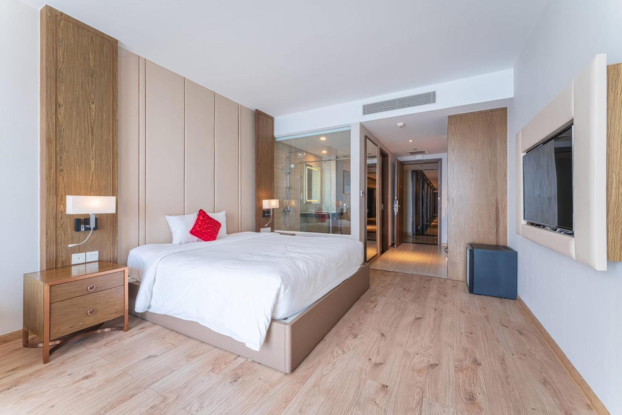 Luxanova Panorama Residences *