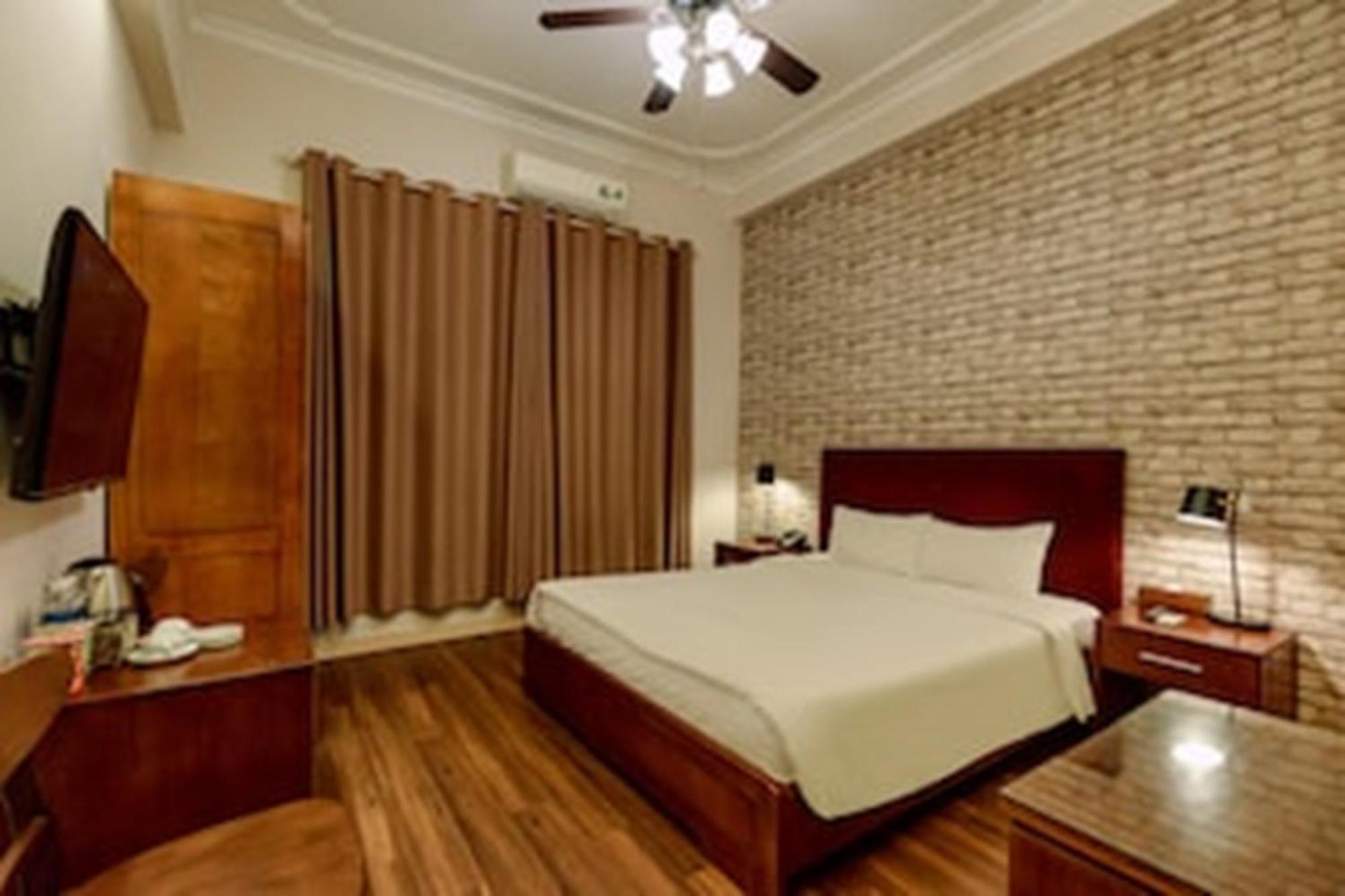 Super Oyo Capital O 1173 Le Grand - The Ruby 3* Hanoi