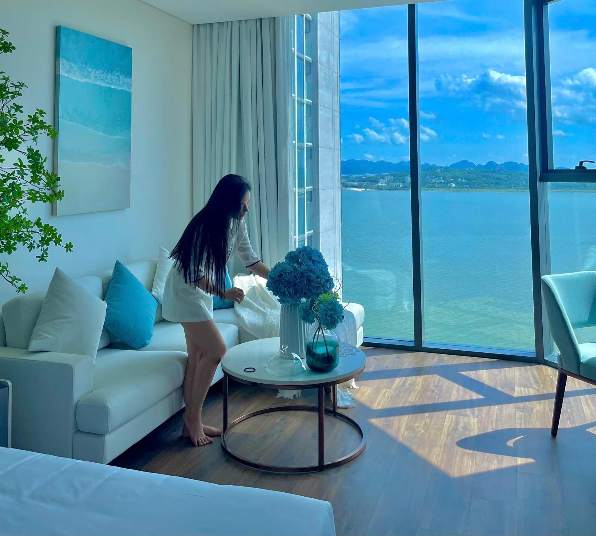 Samset Corner Seaview A La Carte Bay
