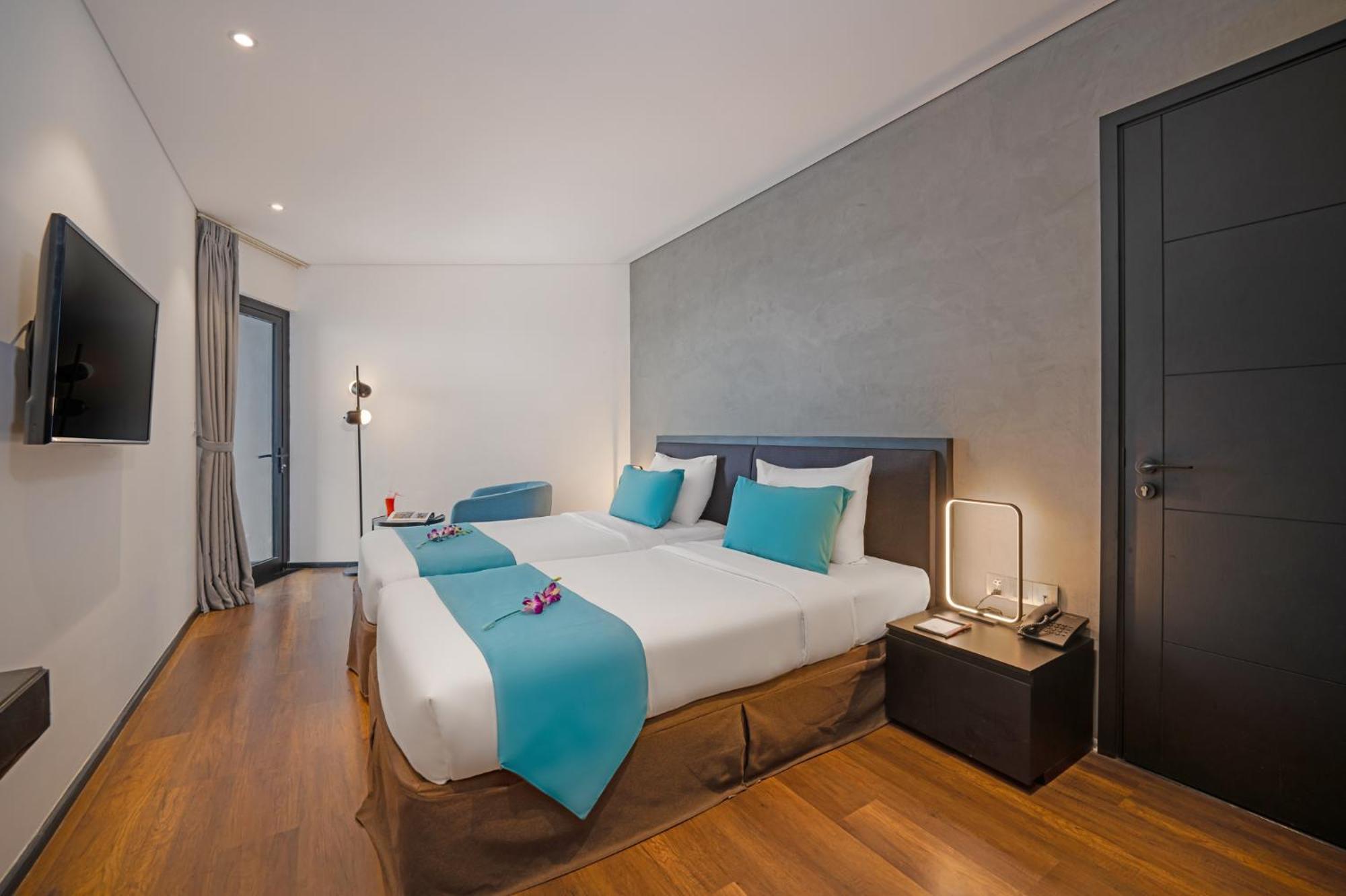 Khách Sạn&spa The Code 4*