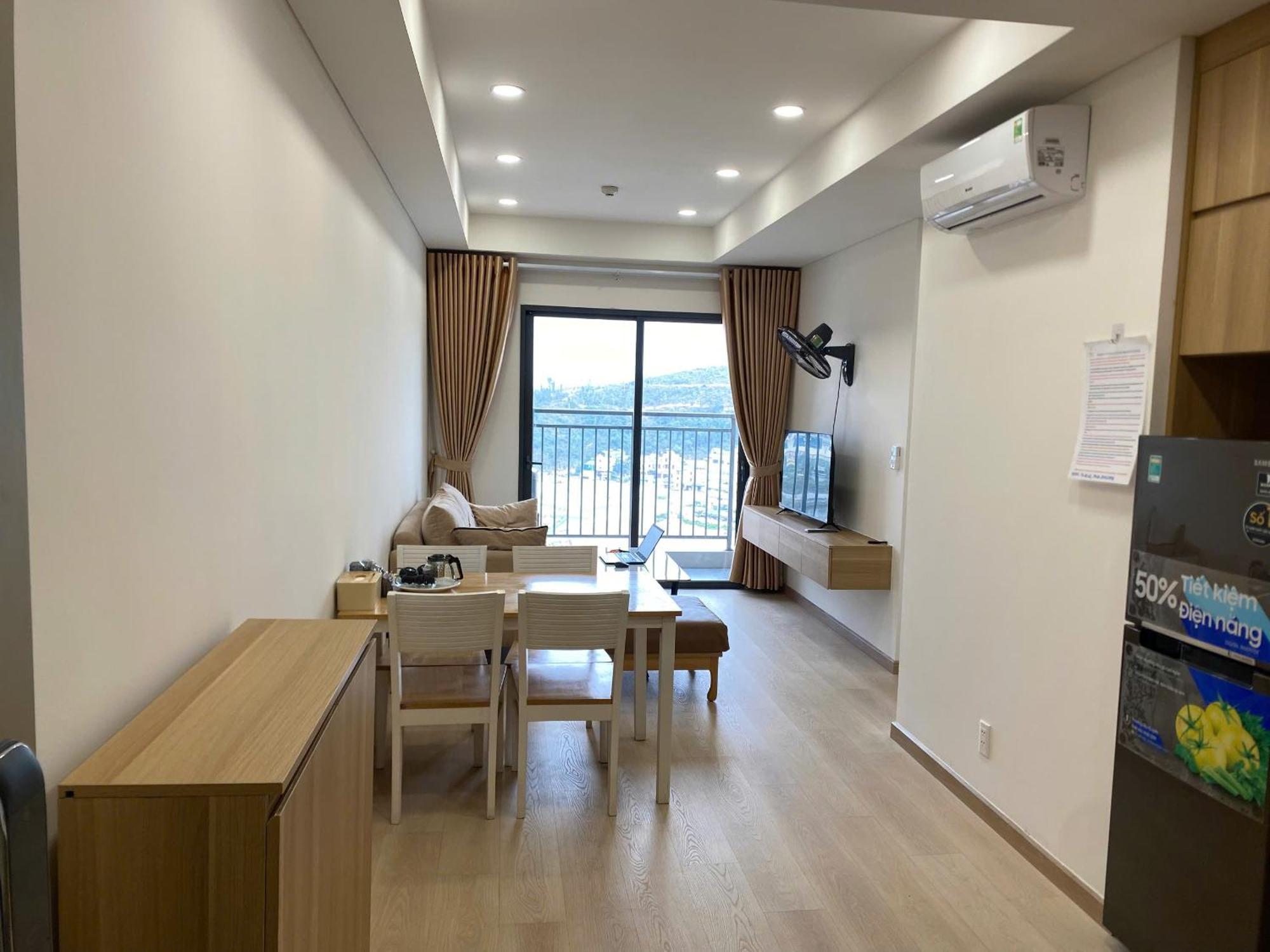 Dragon Castle Bai Chay Quang Ninh Apartment